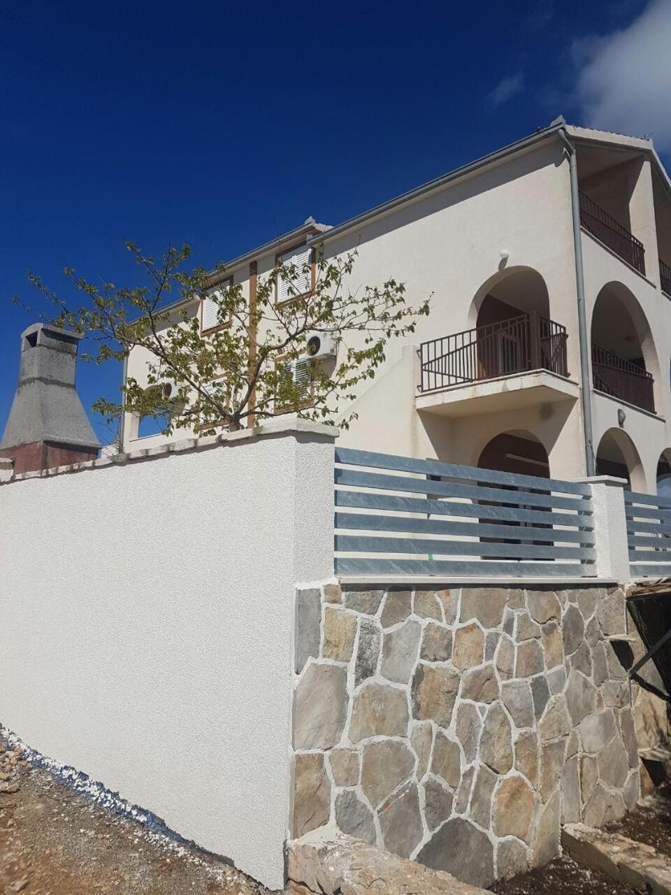 Apartments by the sea Sevid, Trogir - 16802 view 3