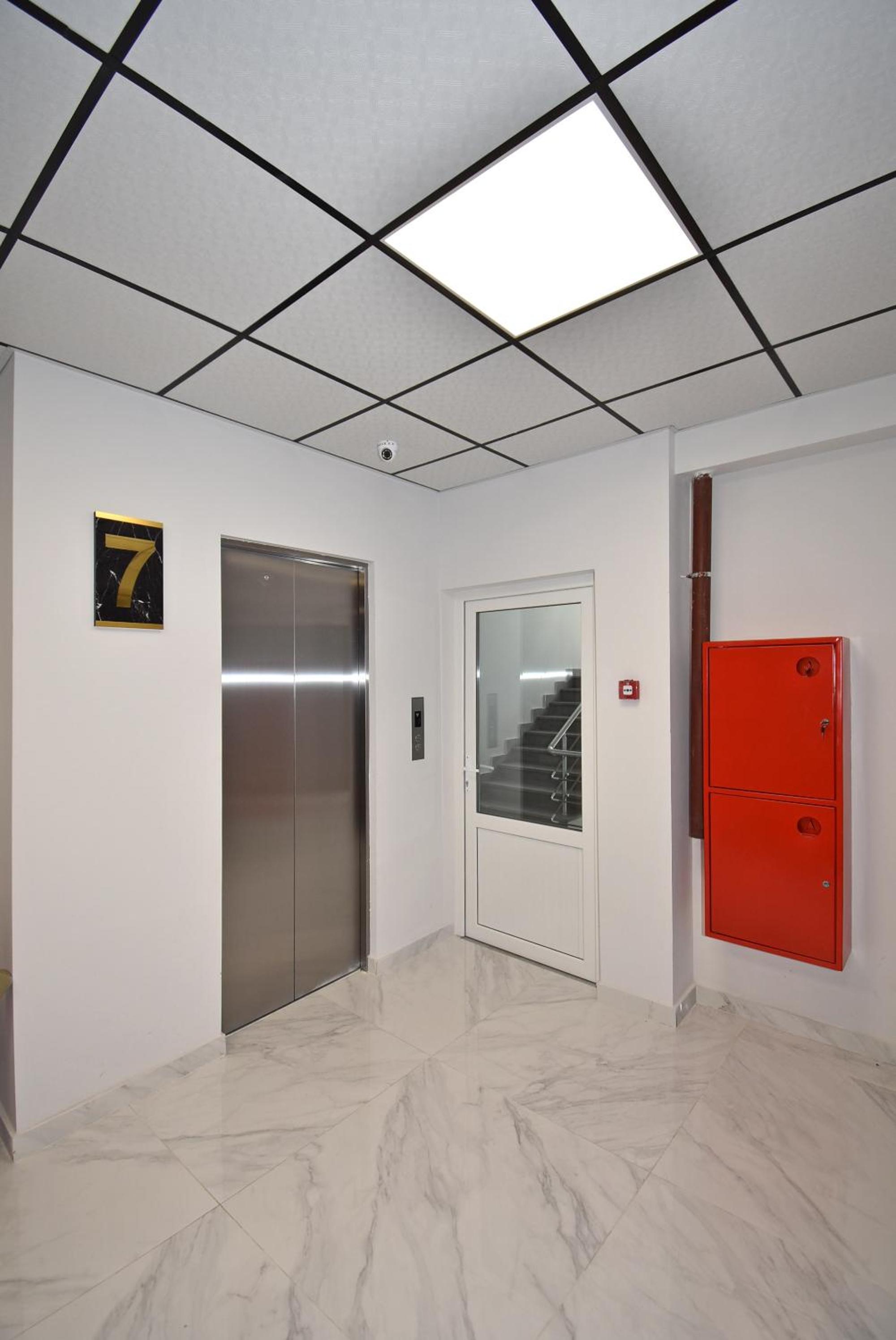 Apartroom