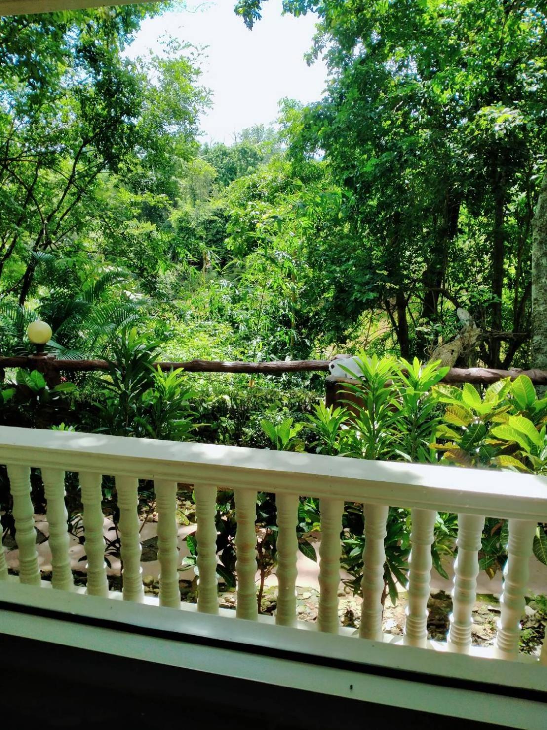 Saiyok River House