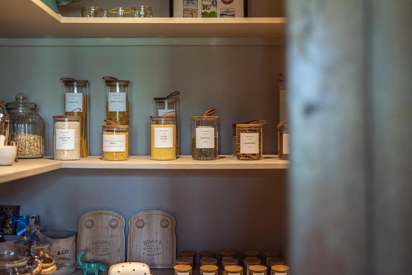 Luxury House sleeps 14 with Secret Bar near Bath view 5