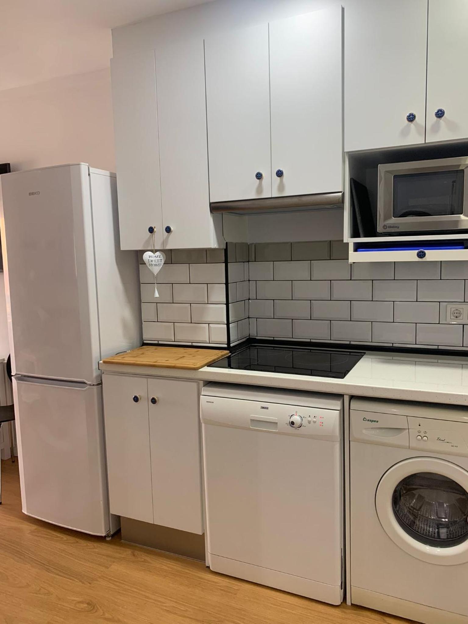 SWEET HOME BENALMADENA Estudio para NO FUMADORES con vistas al mar y excelente conexion wifi Non smoking studio with sea views and excellent WiFi Enjoy ple view 5