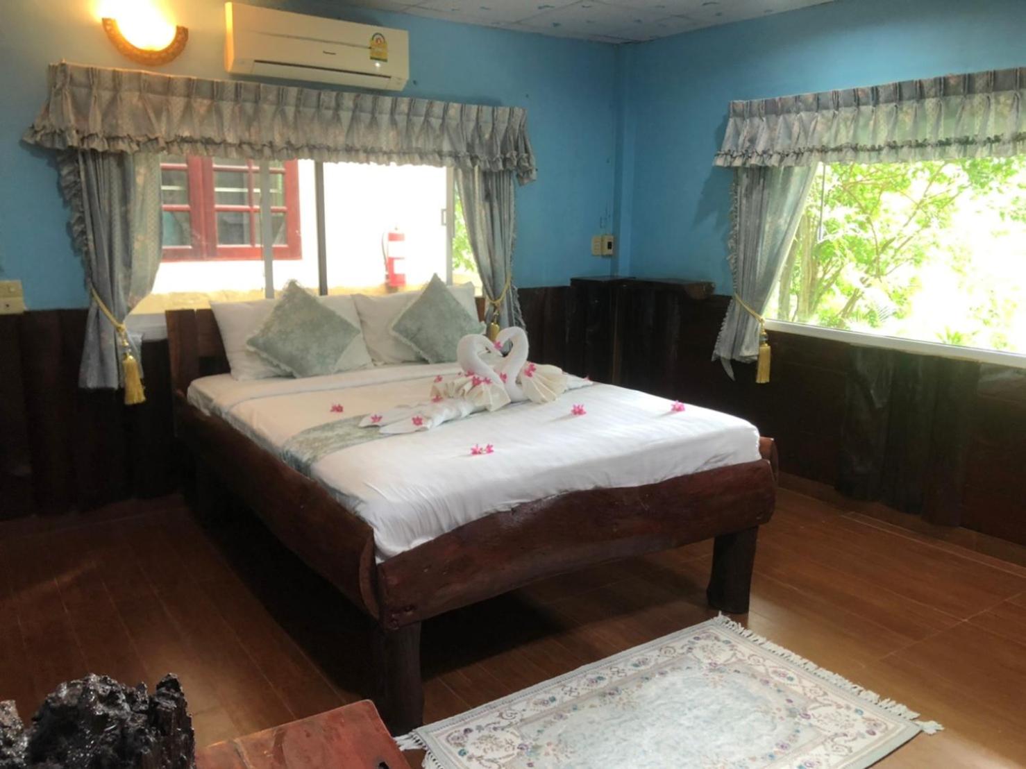 Saiyok River House