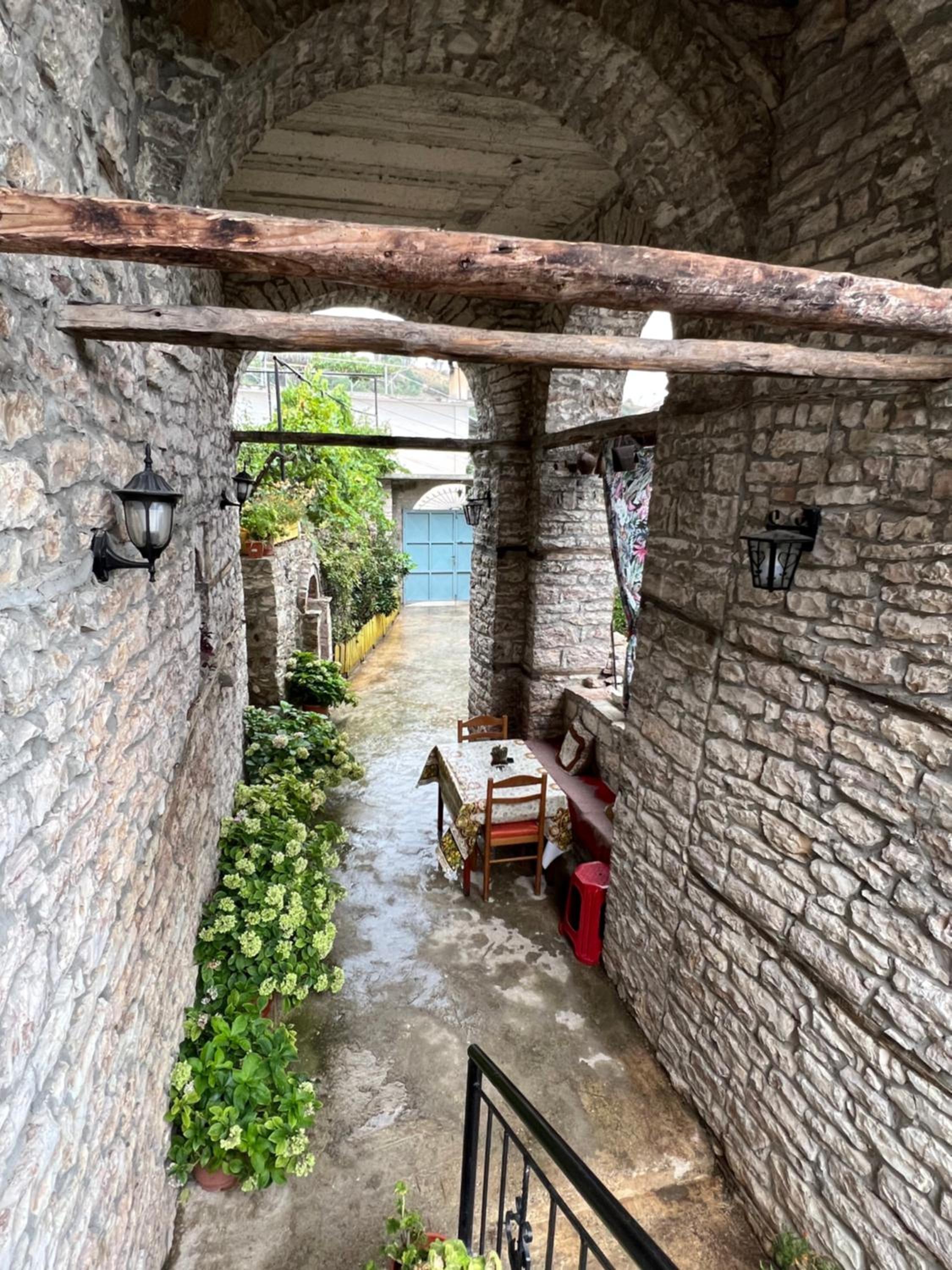 Kubeja Guest House