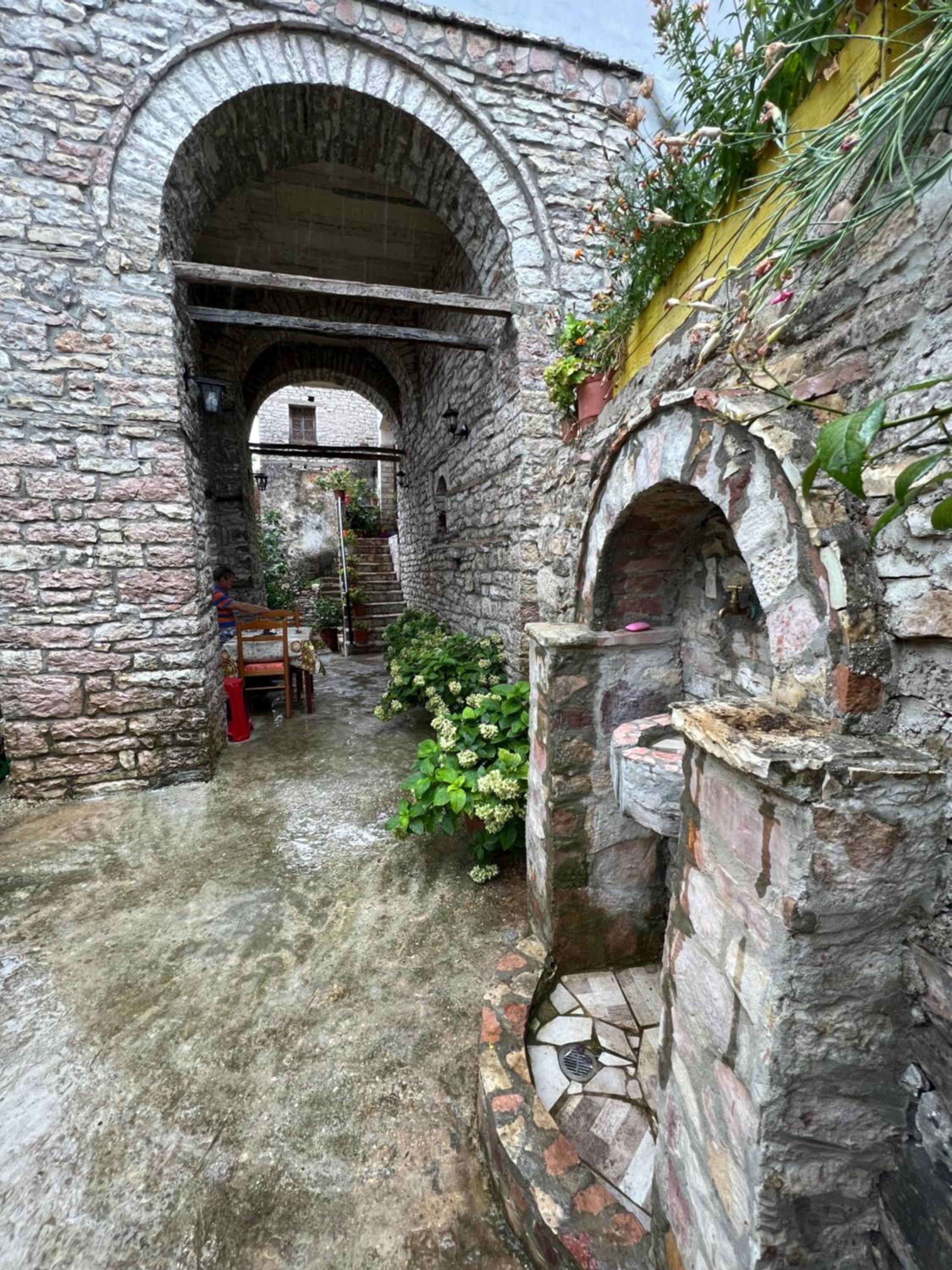 Kubeja Guest House