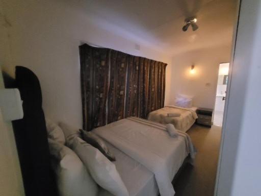 Zenith House Boston Self Catering Accomodation view 4