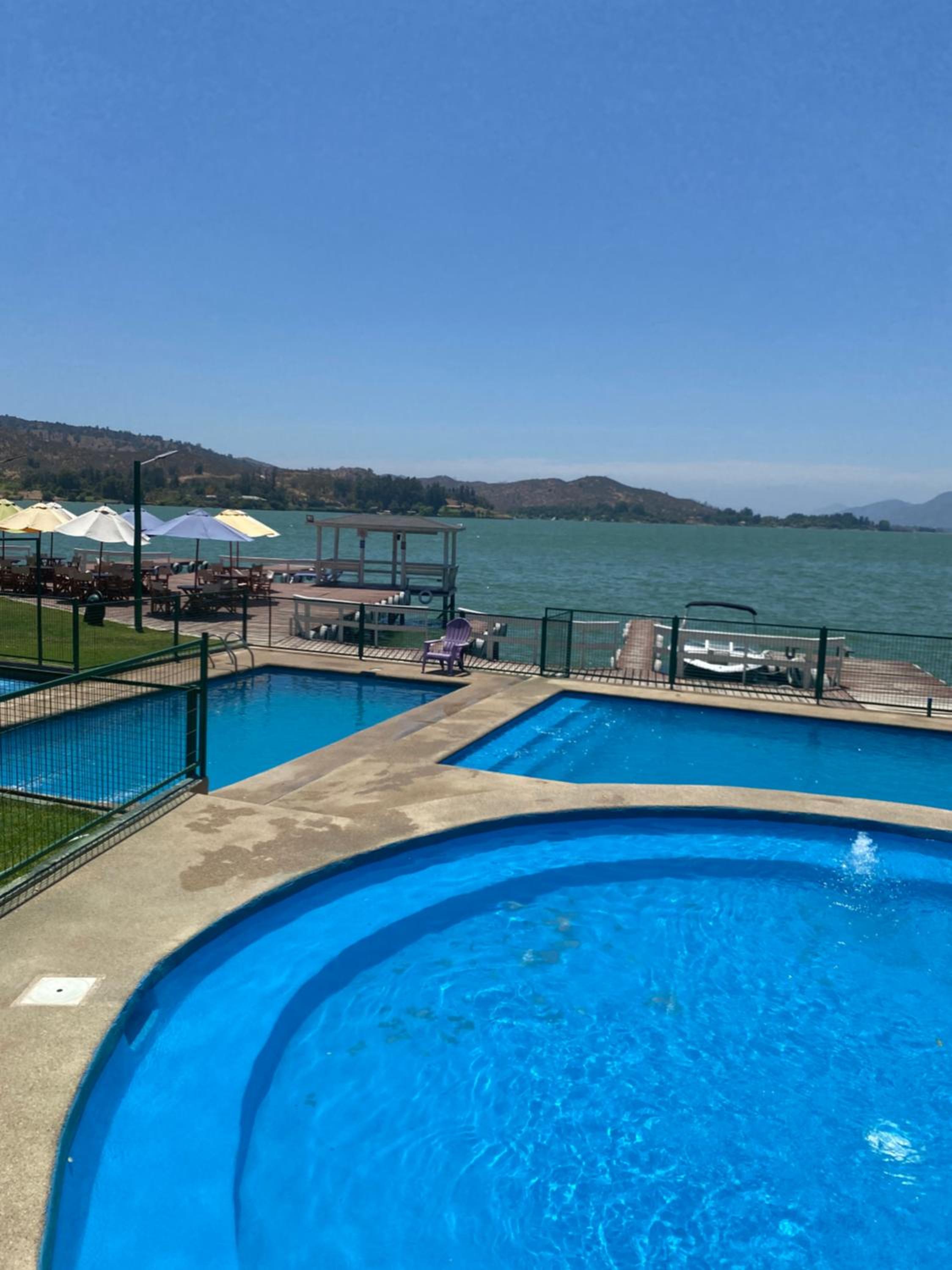 Cabañas La Puntilla Lago Rapel