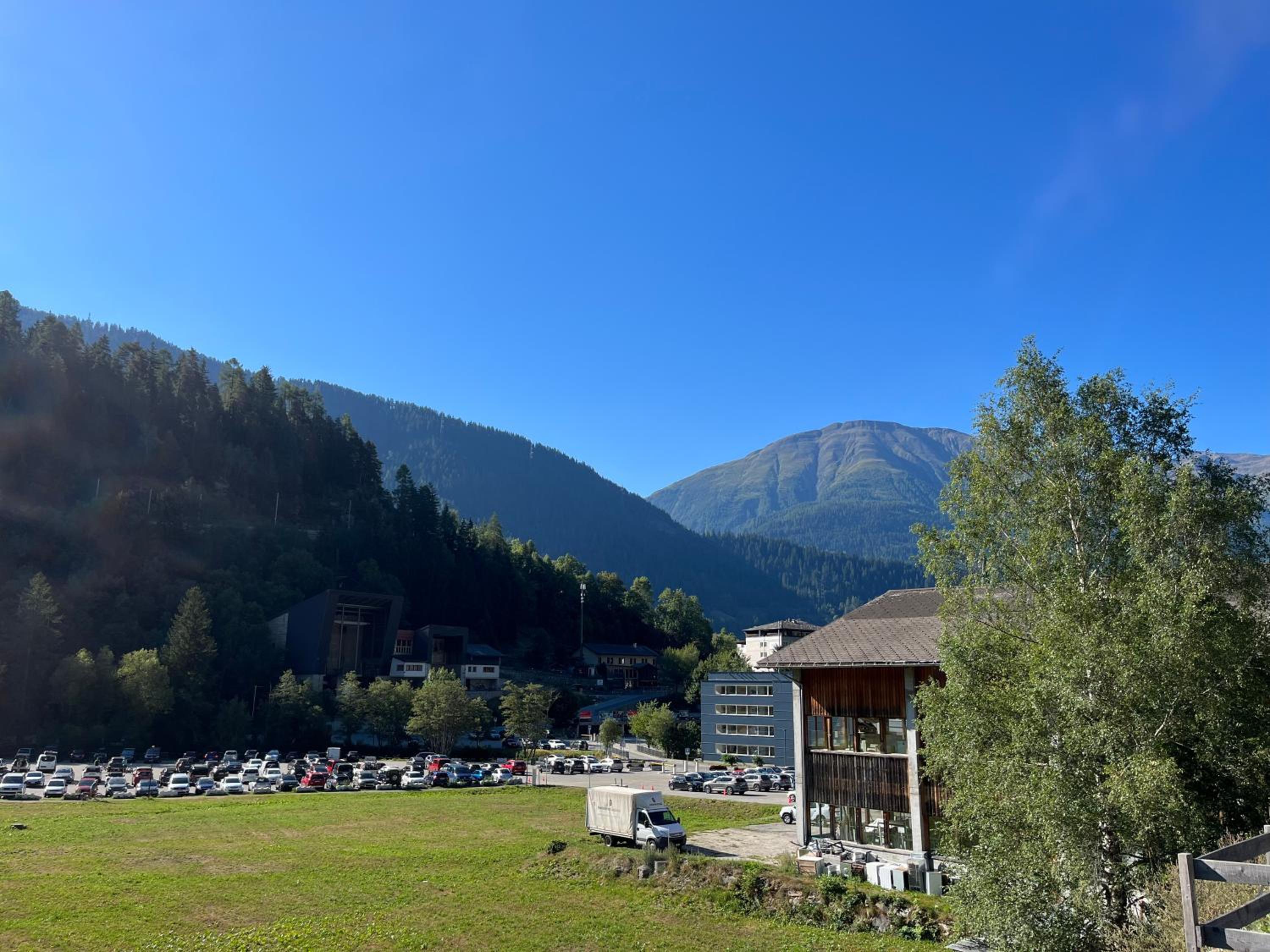 Ferienwohnung - 100m von der Talstation Aletsch Bahnen und Bahnhof Fiesch, BESTE Ausgangslage