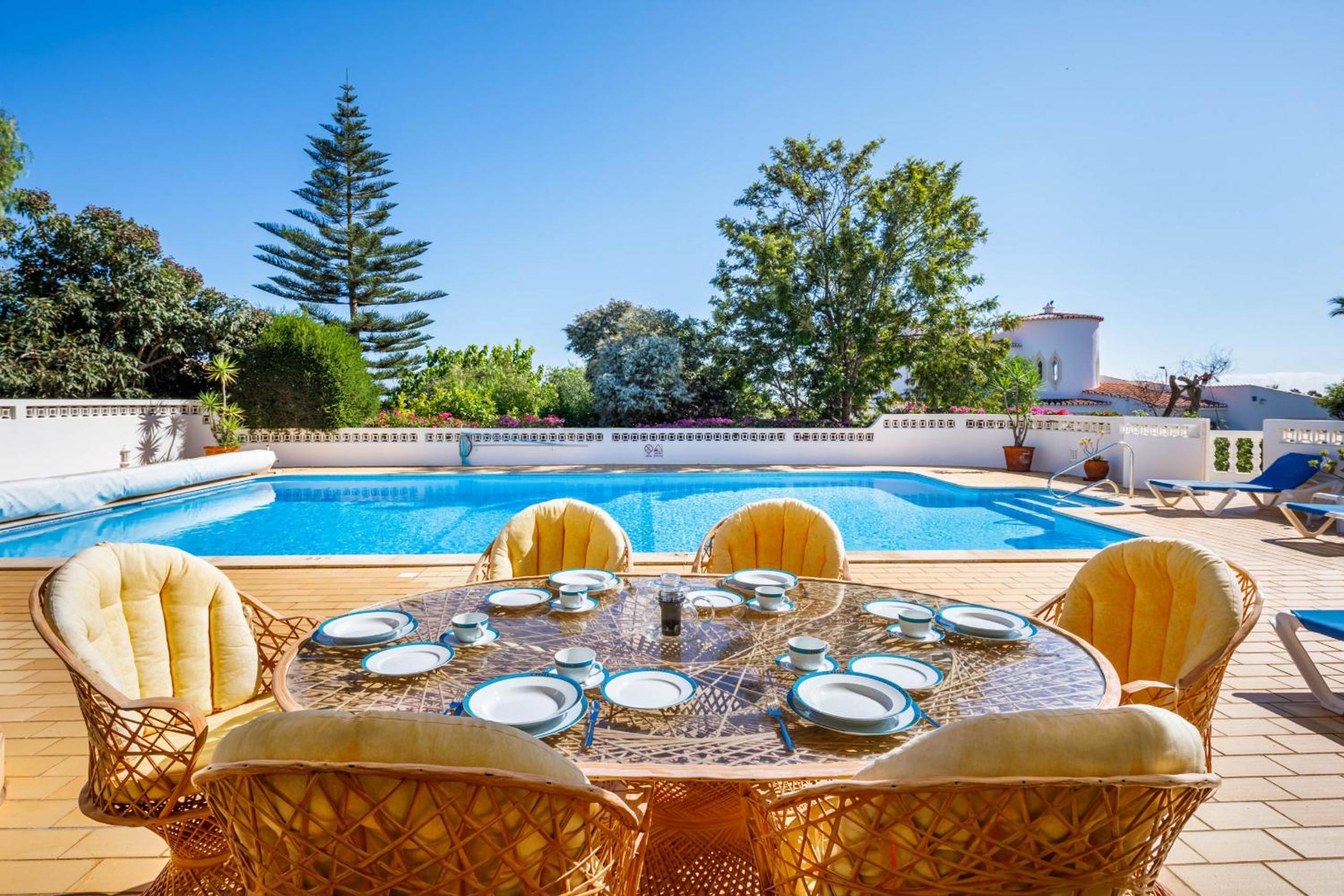Casa Cupula view 3