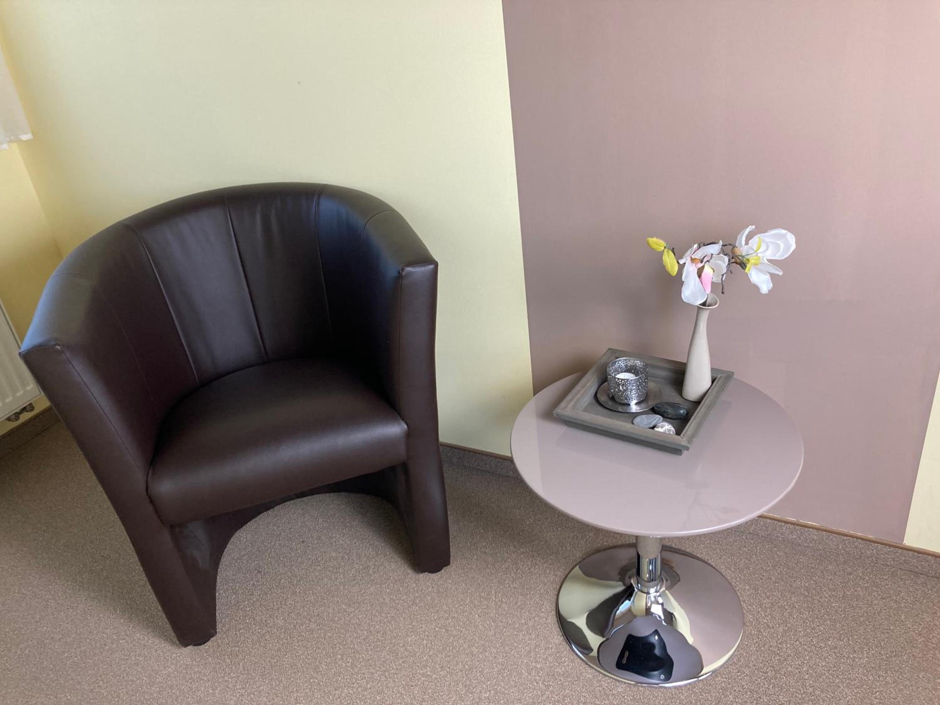 Wohlfühl Hotel & Pension am Birnengarten - Ruhige Zimmer mit Bad & WLAN