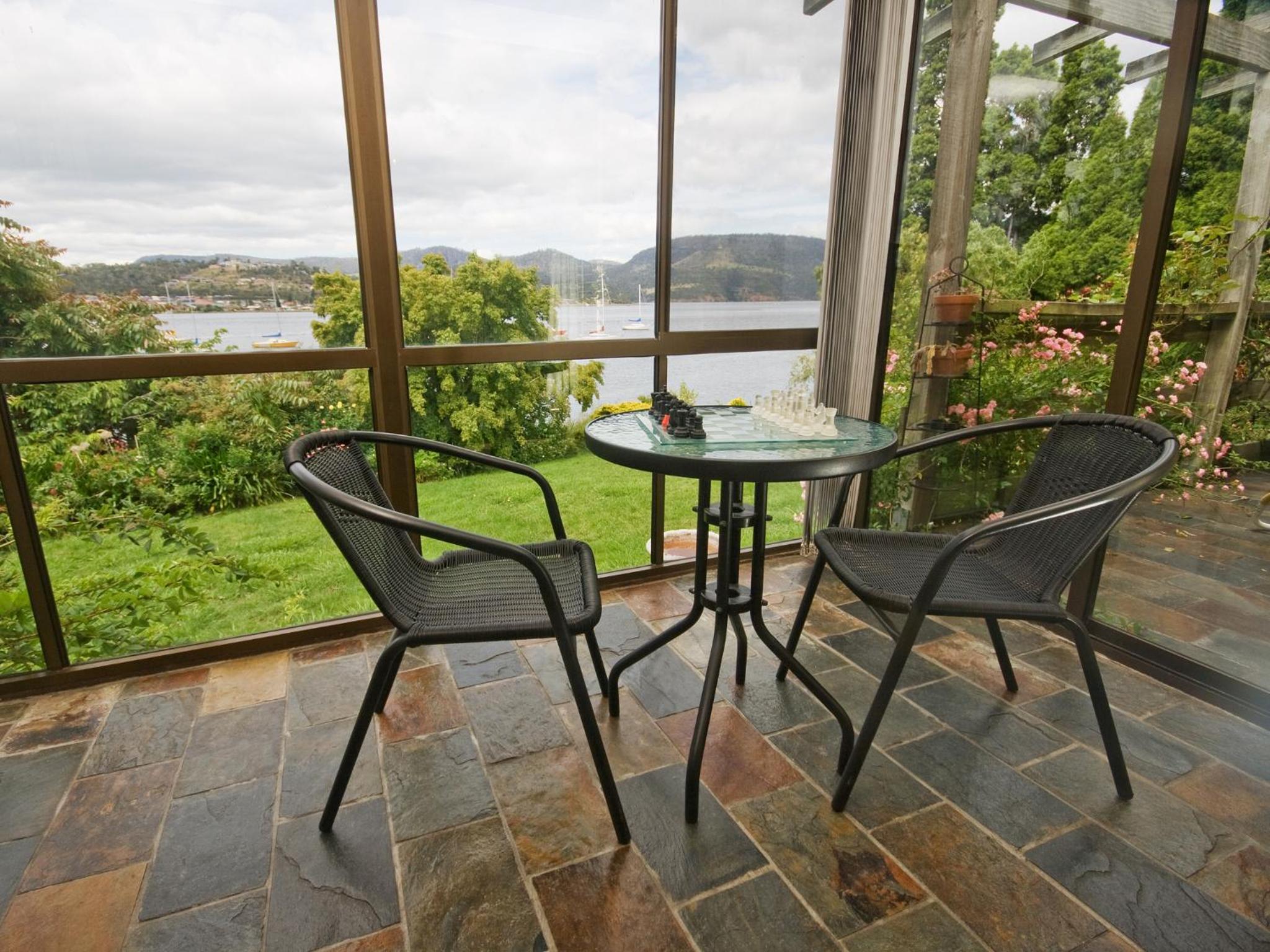 Derwent Vista