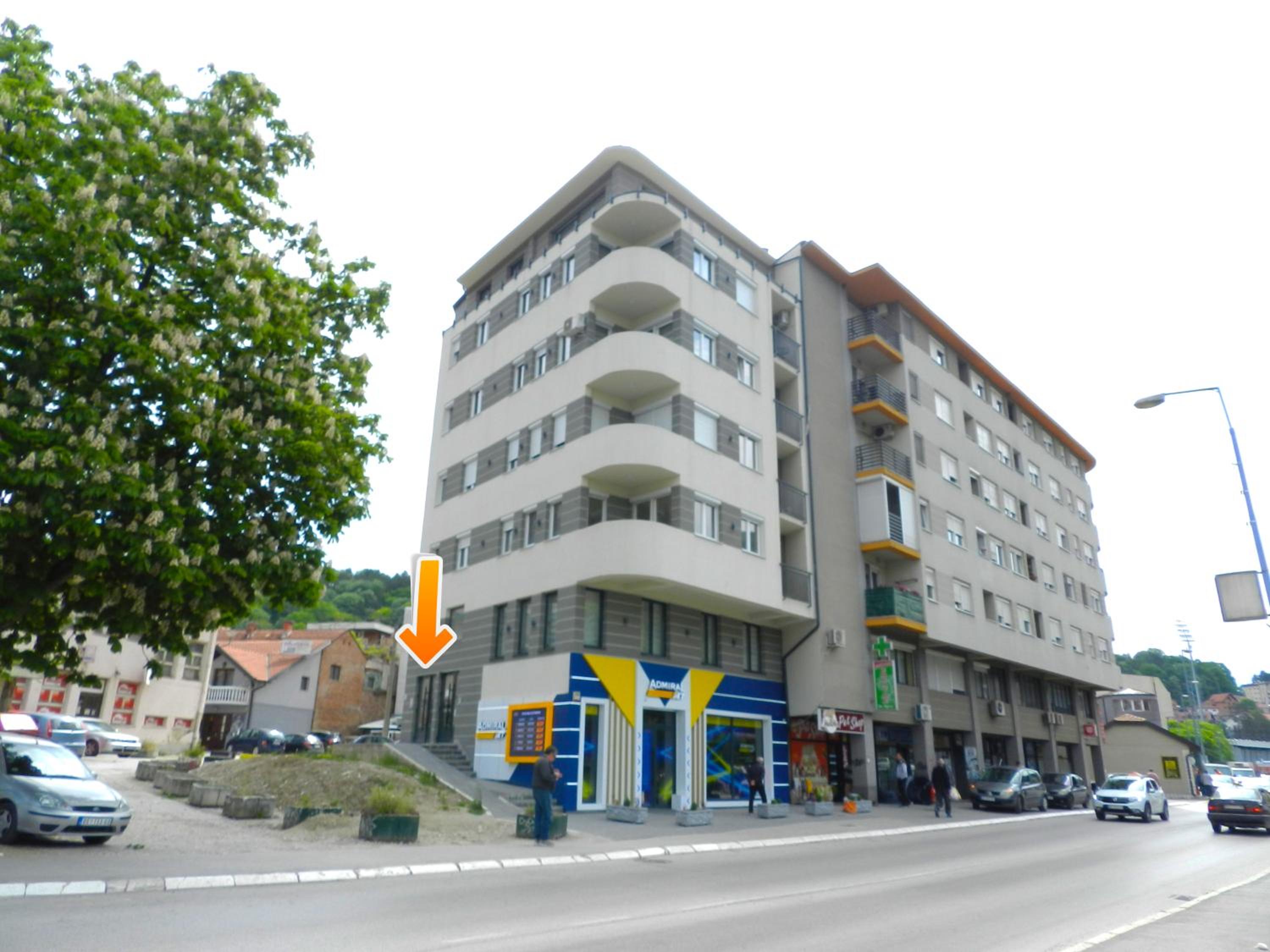 Photo 10