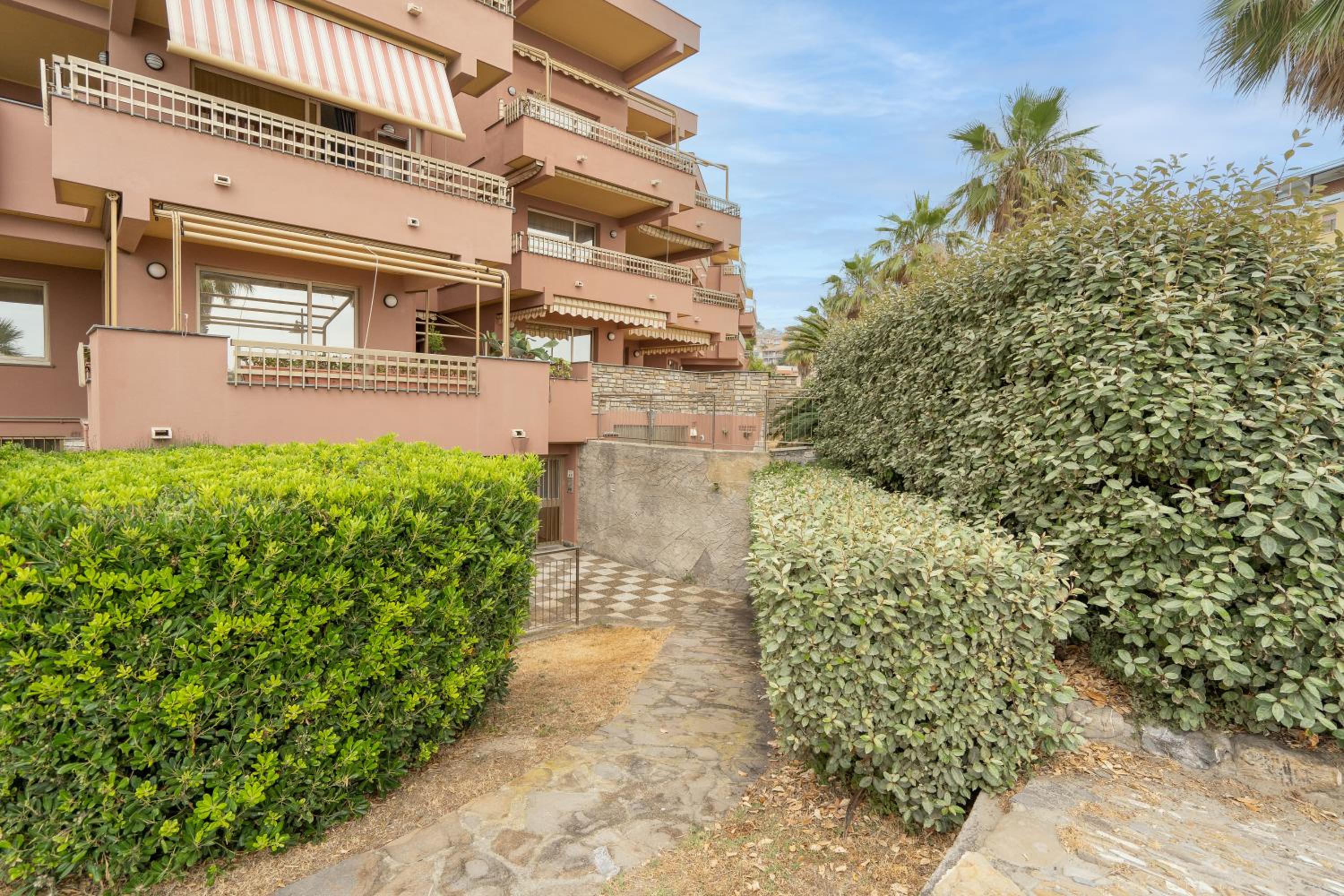 [CONDOMINIO MARINO] Monolocale a 20 mt dal mare view 2