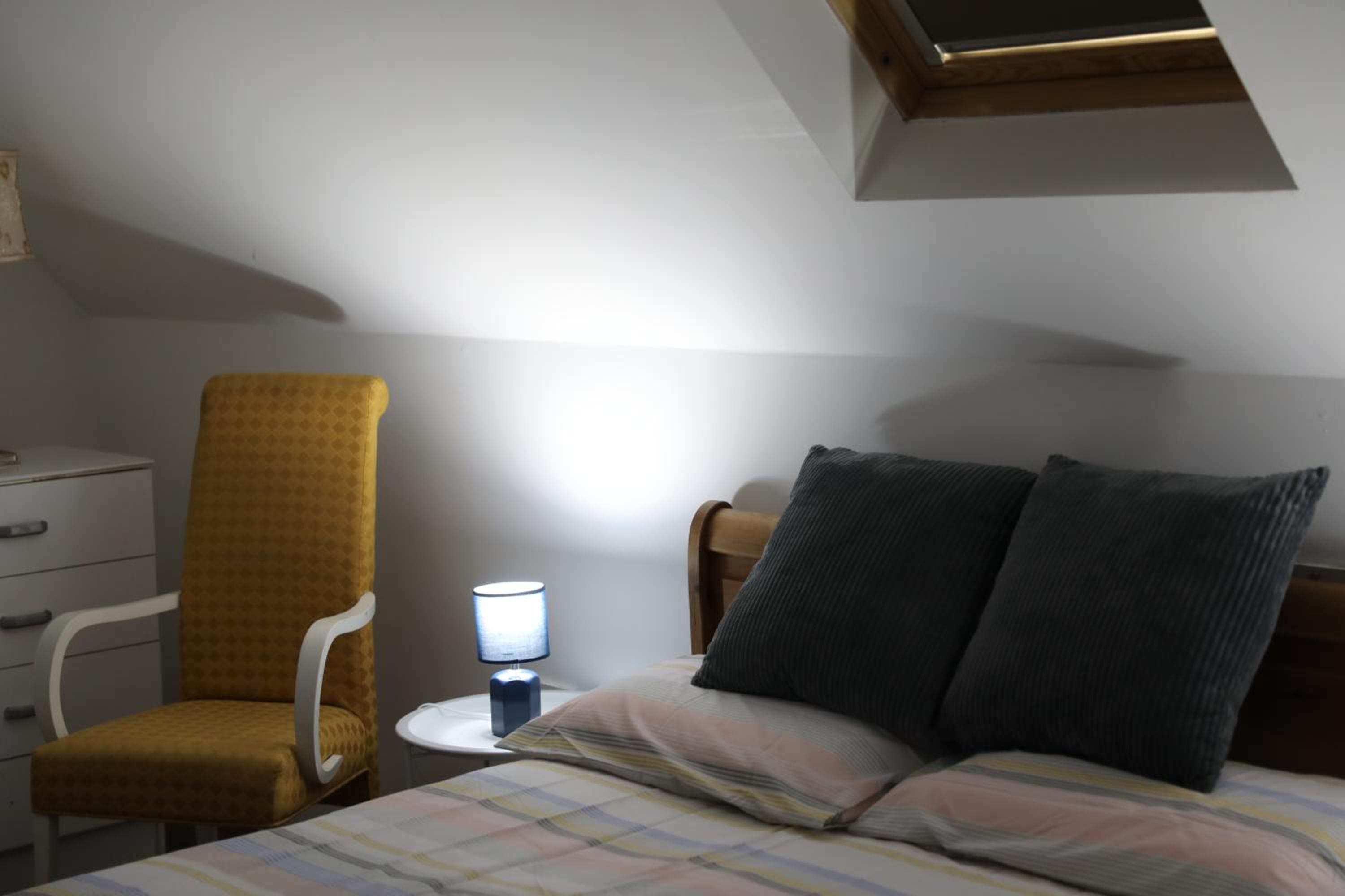 Cosy Loft situated on shores of Lough Neagh view 3
