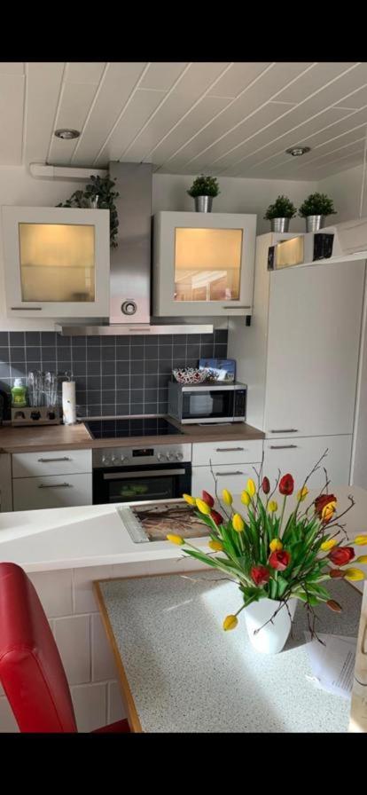 Ferienwohnung schöner Wohnen en Westerstede — kitchen
