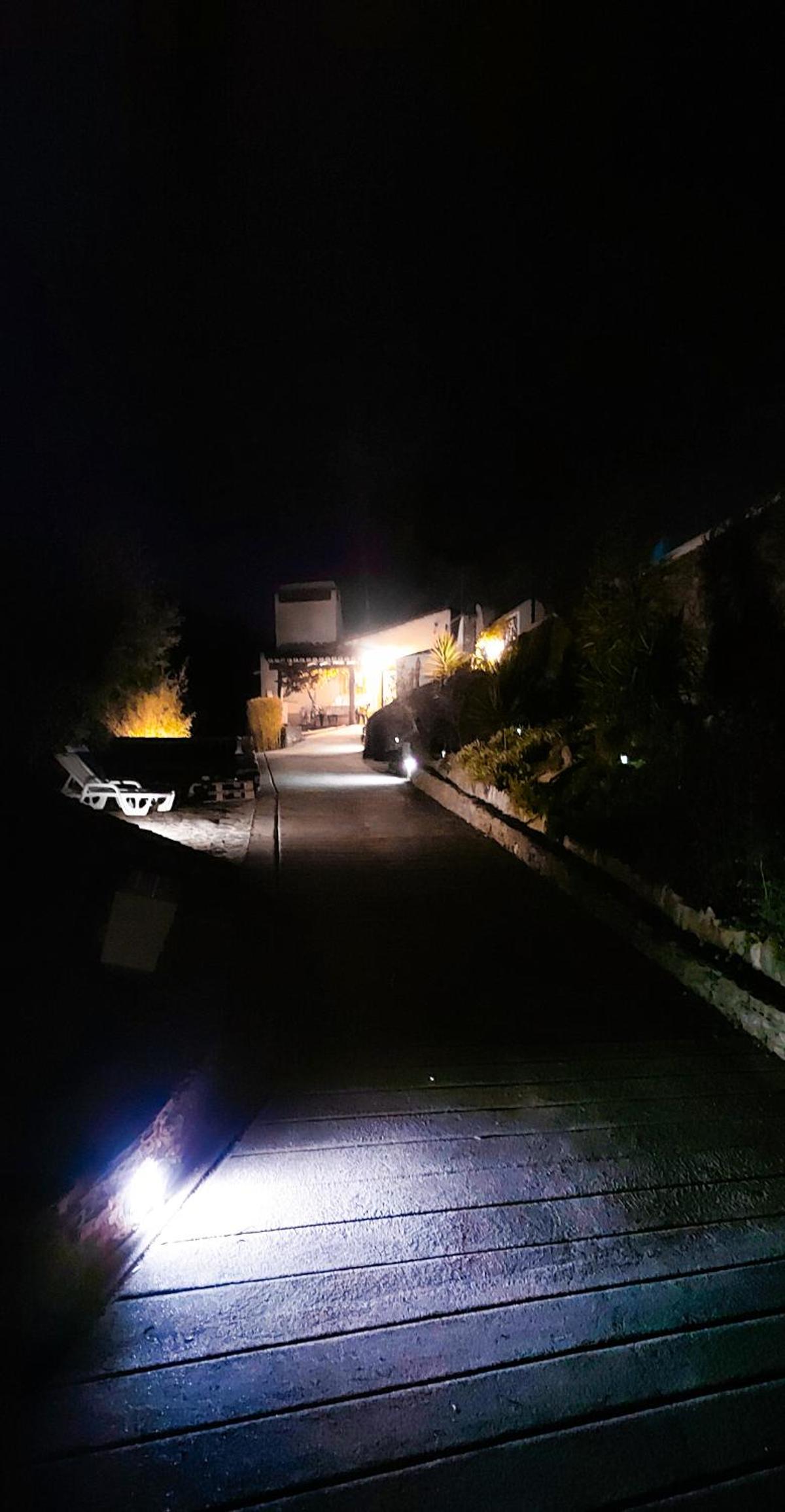 Photo 32