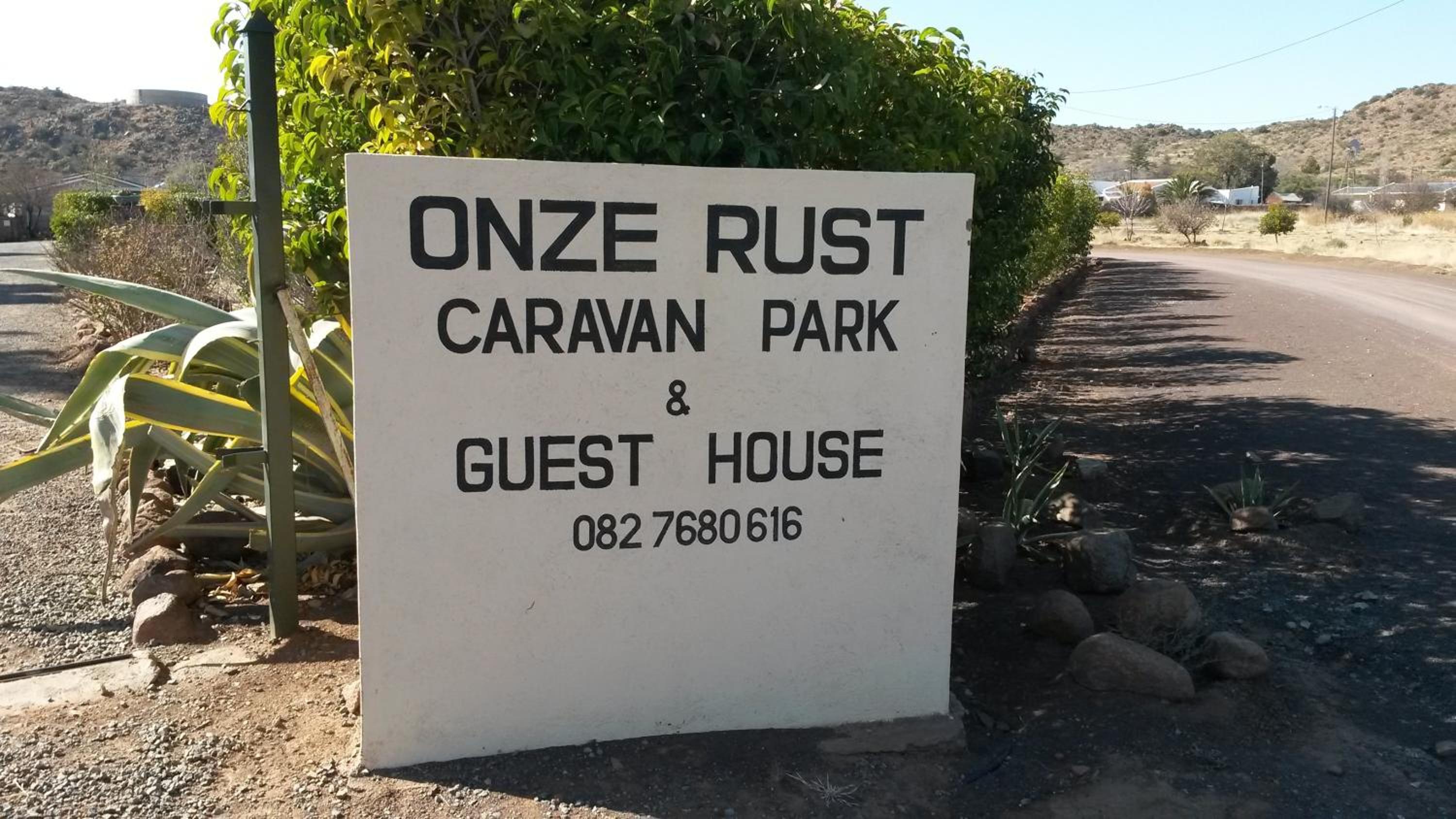 Onze Rust Guest House and caravanpark view 5
