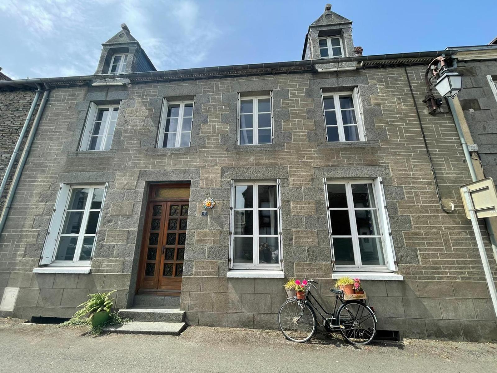 Maison spacieuse authentique proche St Malo Rennes, bienvenue à la Casa Cozumel