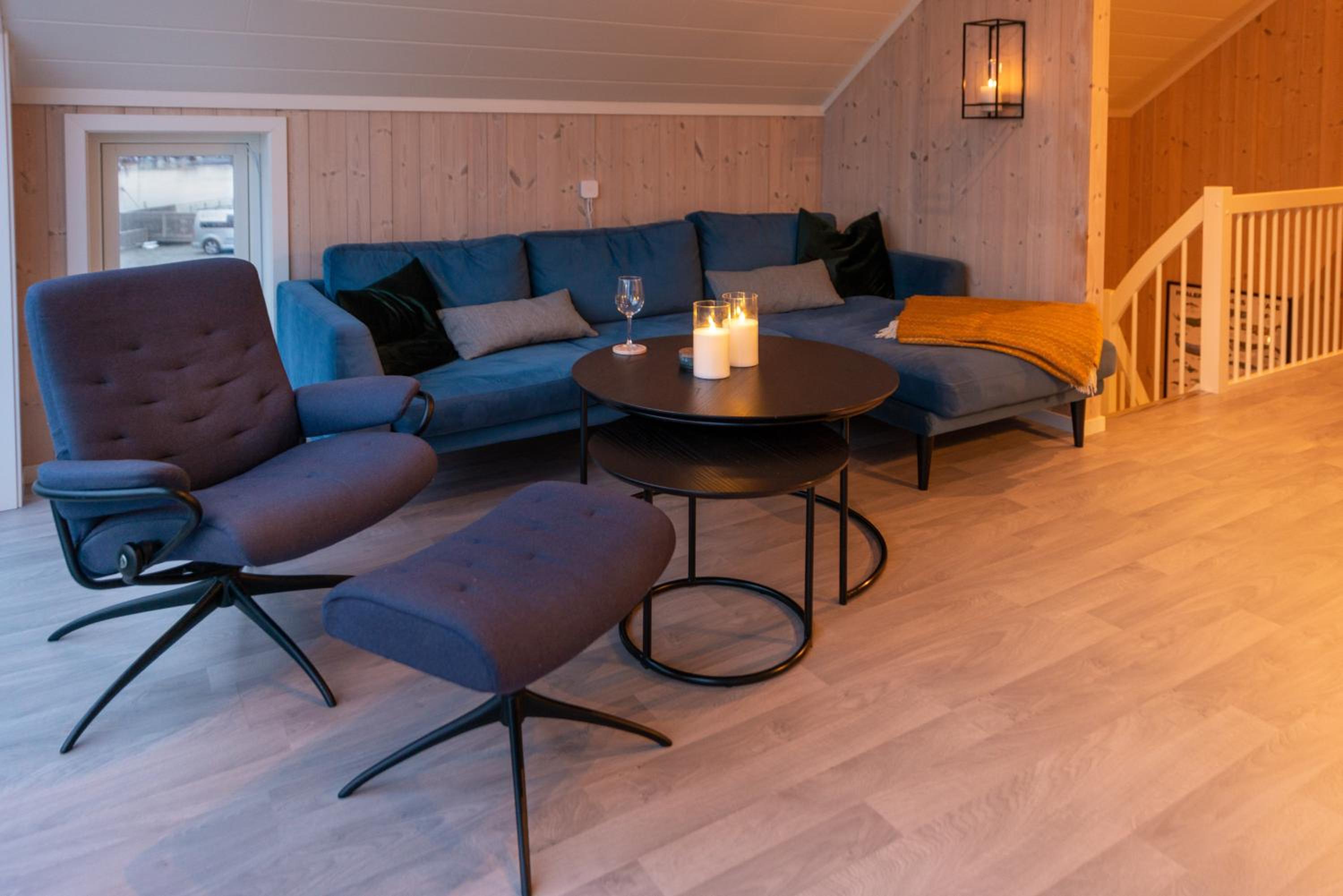 Lofoten Waterfront luxury lodge view 3