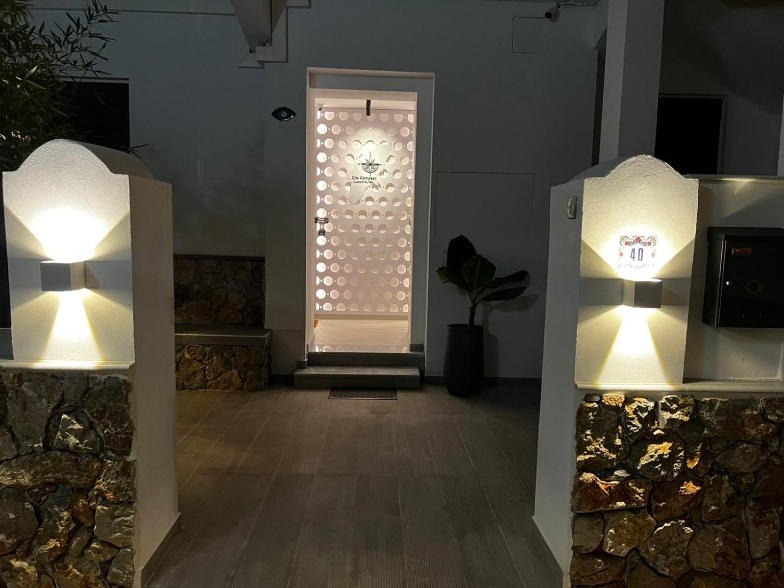 City Compass Luxury Suites