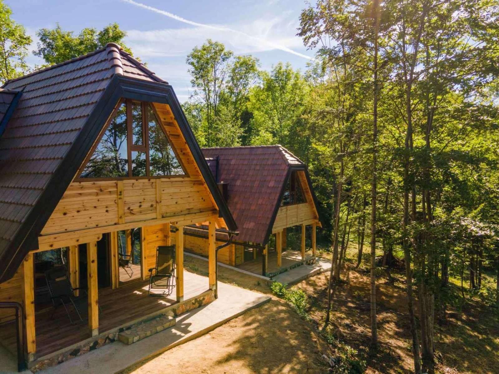 Log cabins Banjska stena view 4
