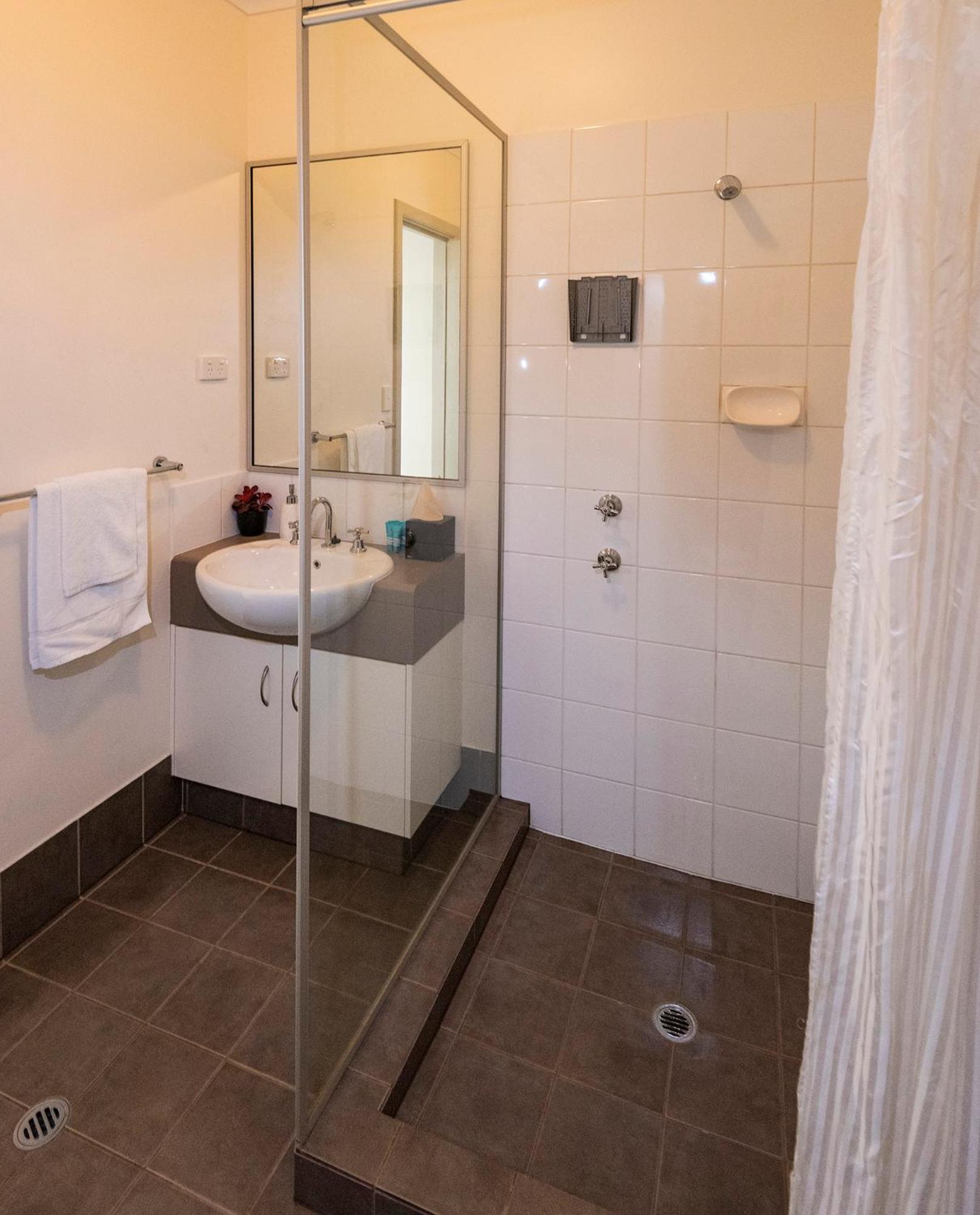 Albany Vacations - Seaview and Spa at Torbay - Property Image 5