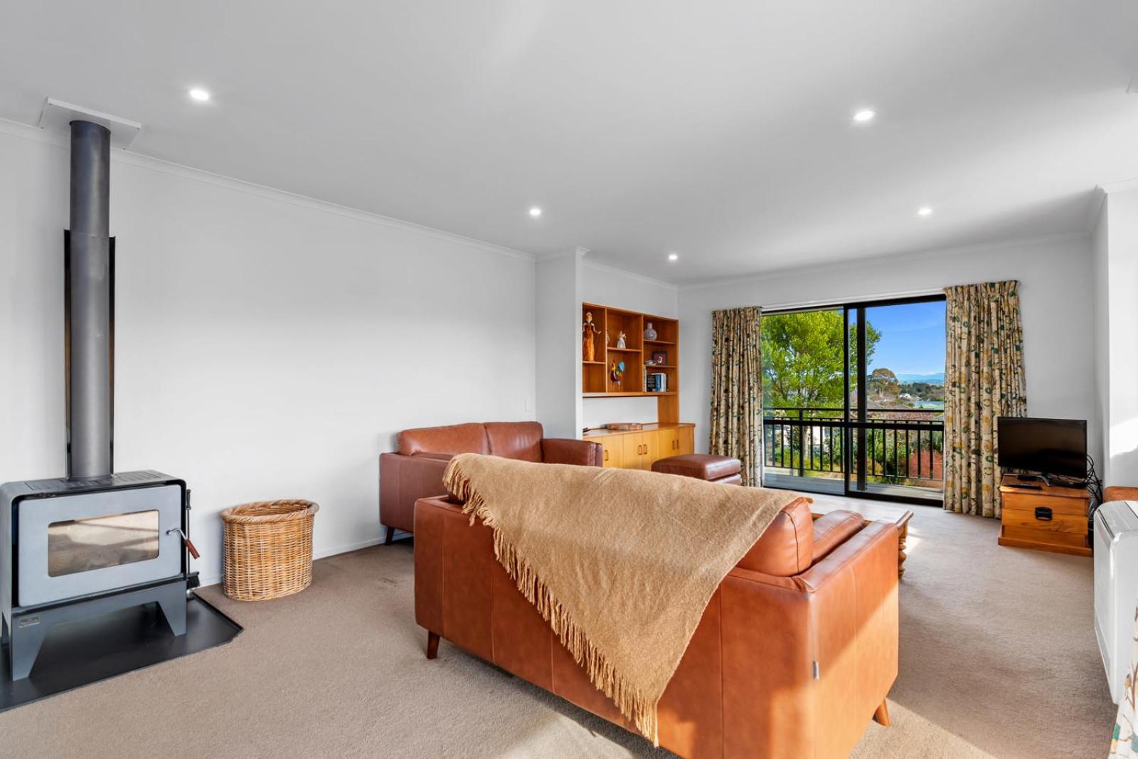 Views over Blenheim - Blenheim Holiday Home view 4