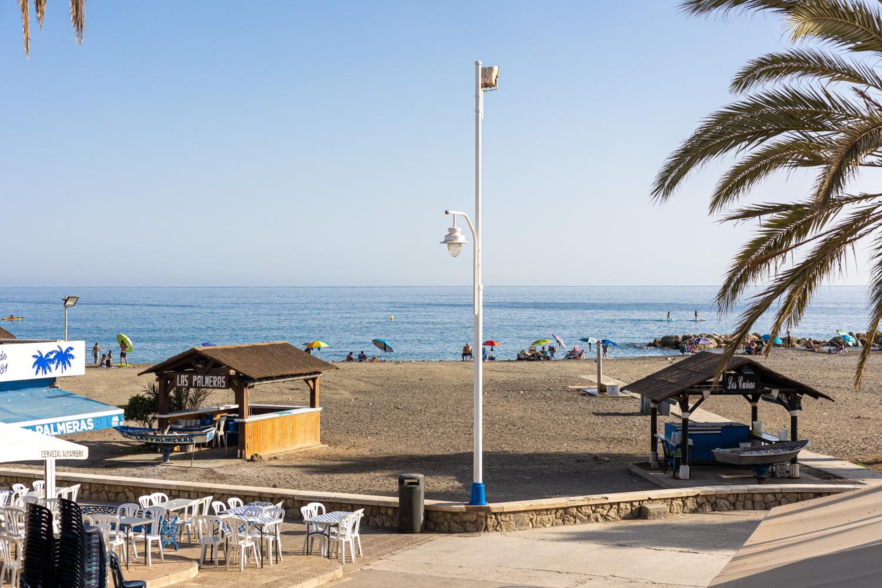Sea & Wave Al Rolo Beach Apartment