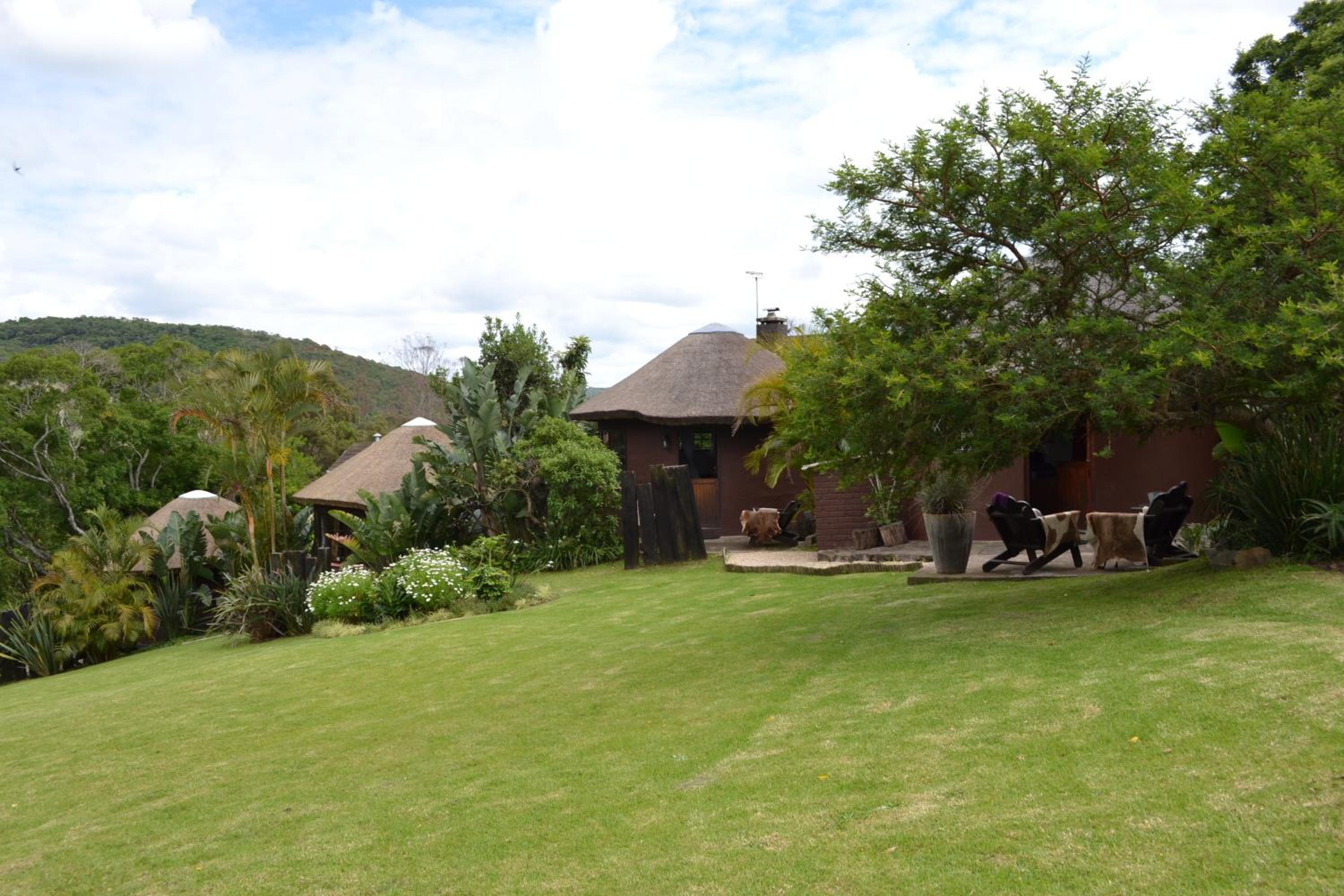 Fish Eagle Manor