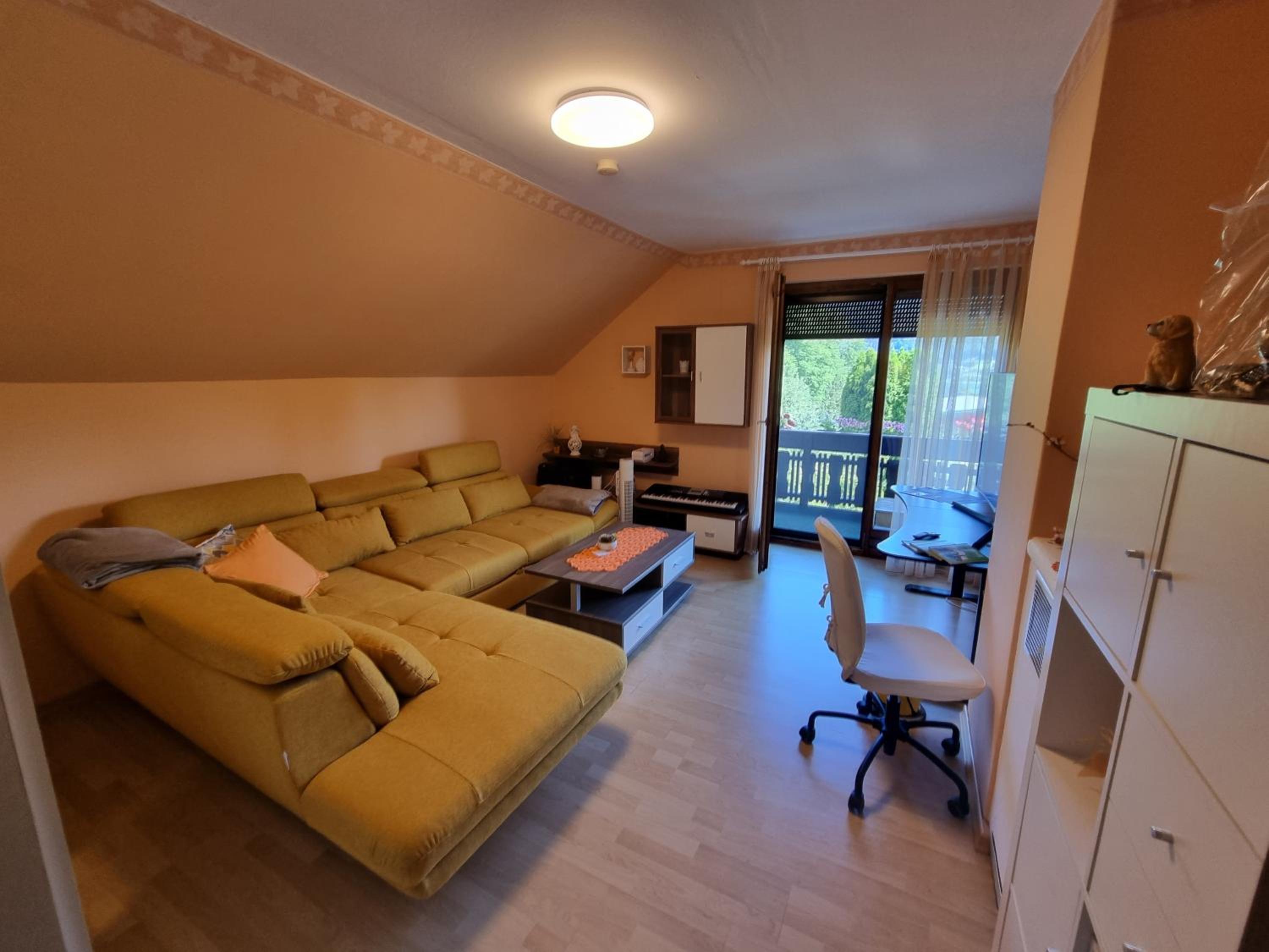 Haus Flora - Ferienwohnung Bodensdorf