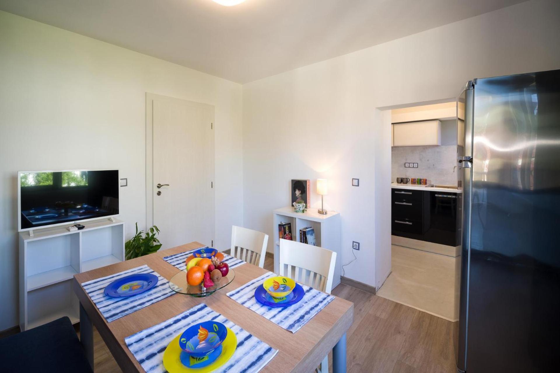 Luxury & Calm Apartment view 3