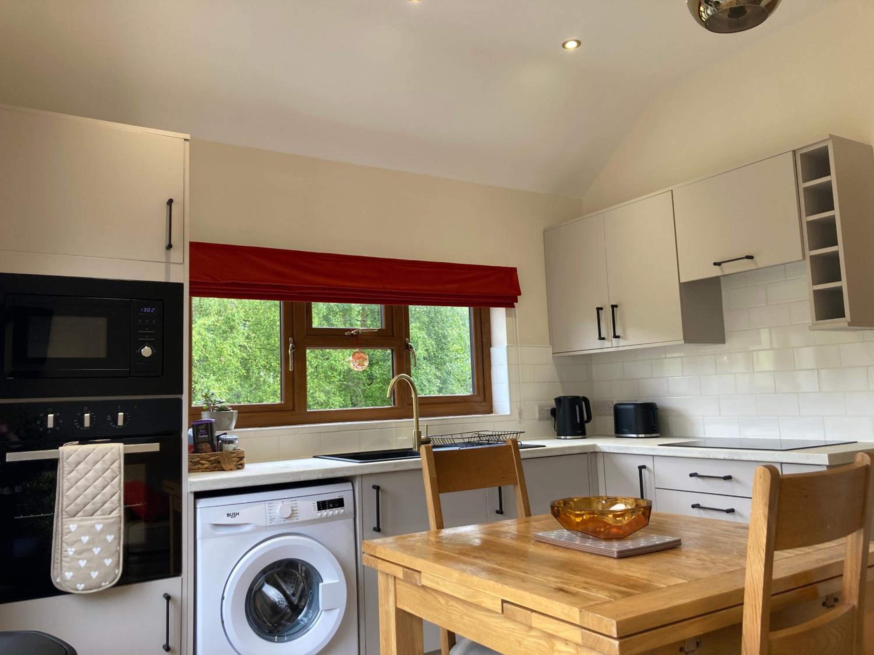 1 bedroomed Detached holiday retreat Pant view 5