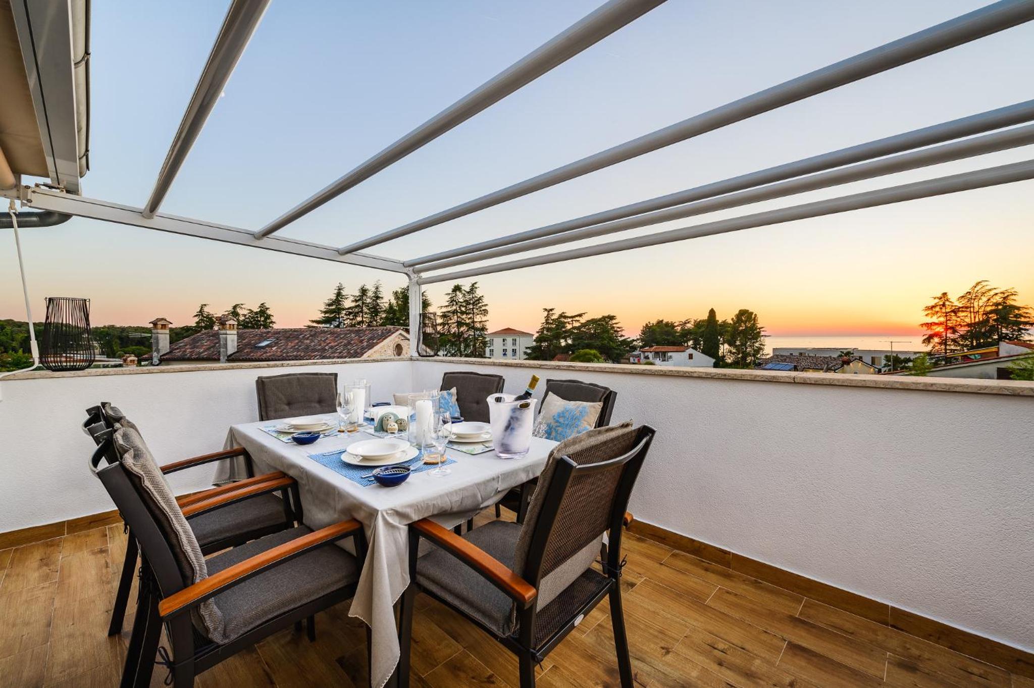 Sunset Suite Premium en Poreč — balance & terrace