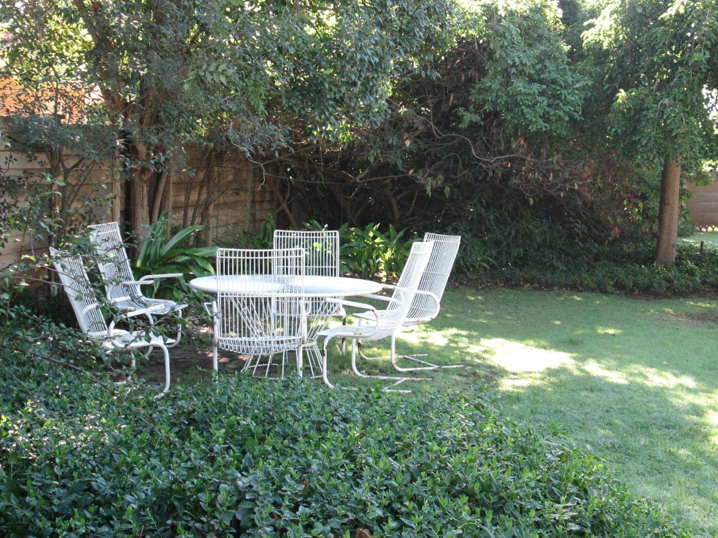 Bedrock Guesthouse