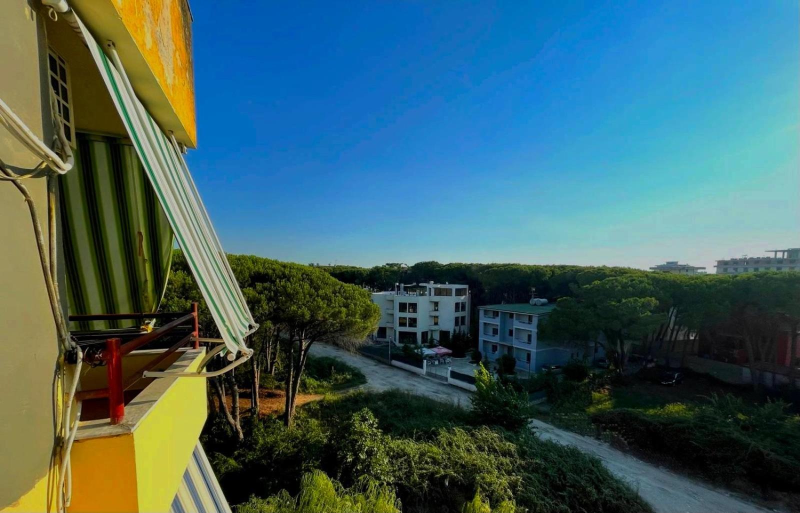 Mali i Robit apartments
