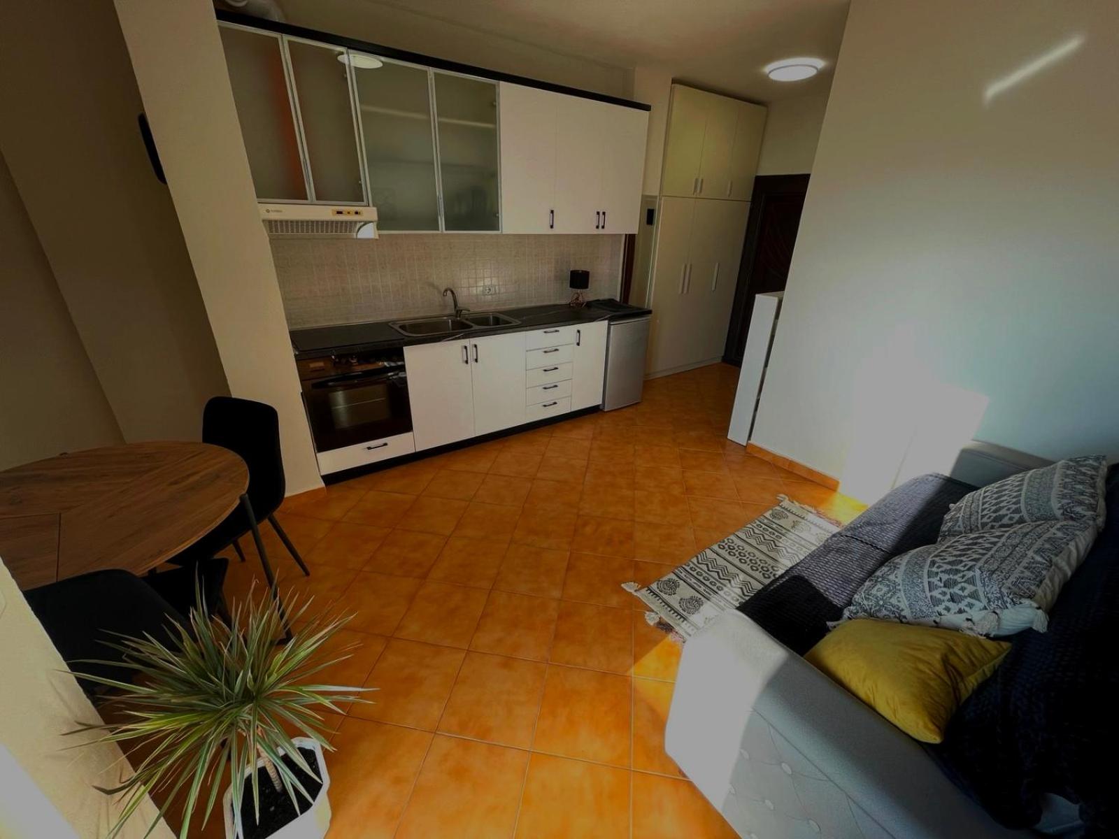 Mali i Robit apartments