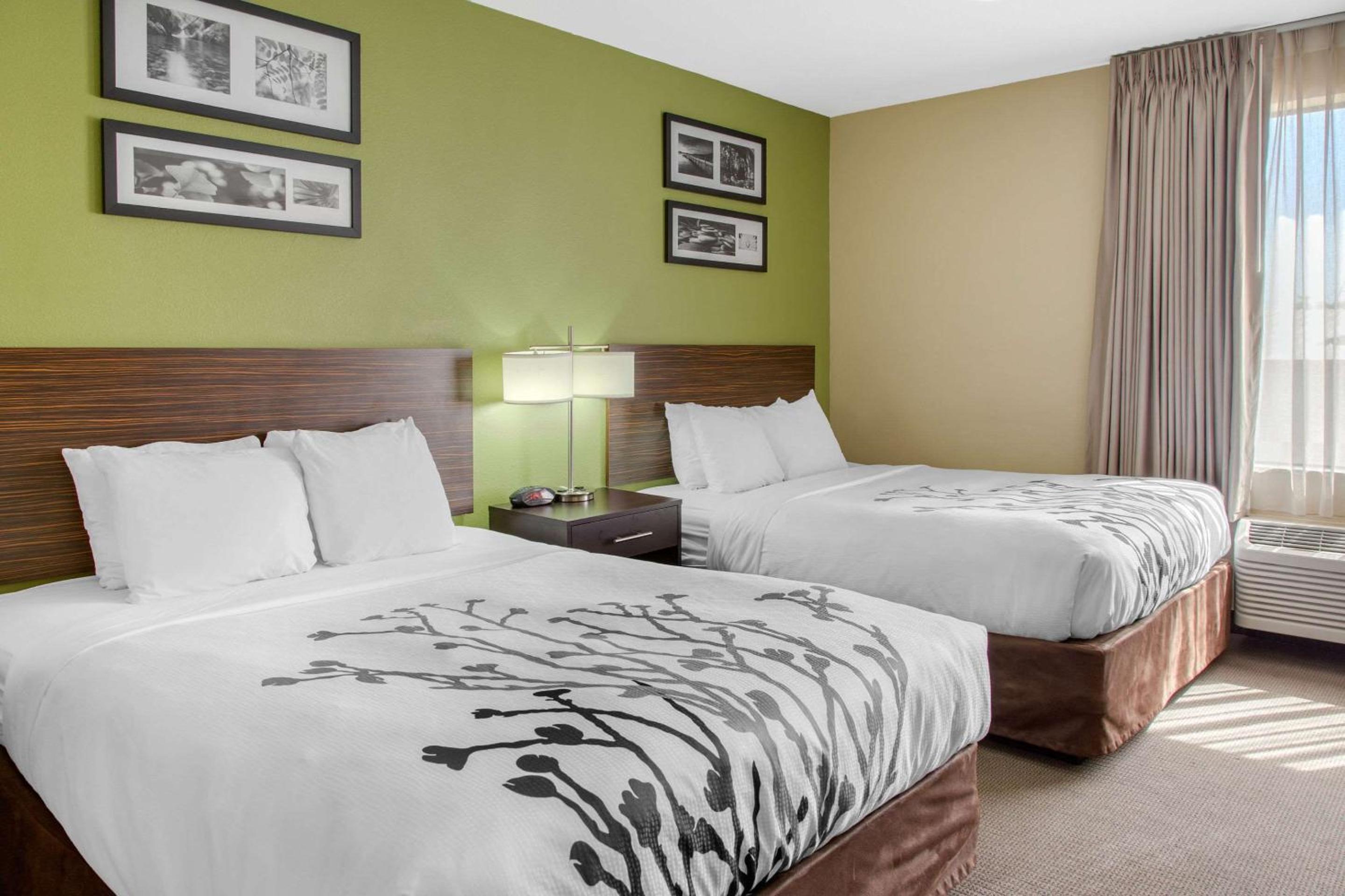 Bakersfield Vacations - Sleep Inn  Suites Bakersfield North - Property Image 1