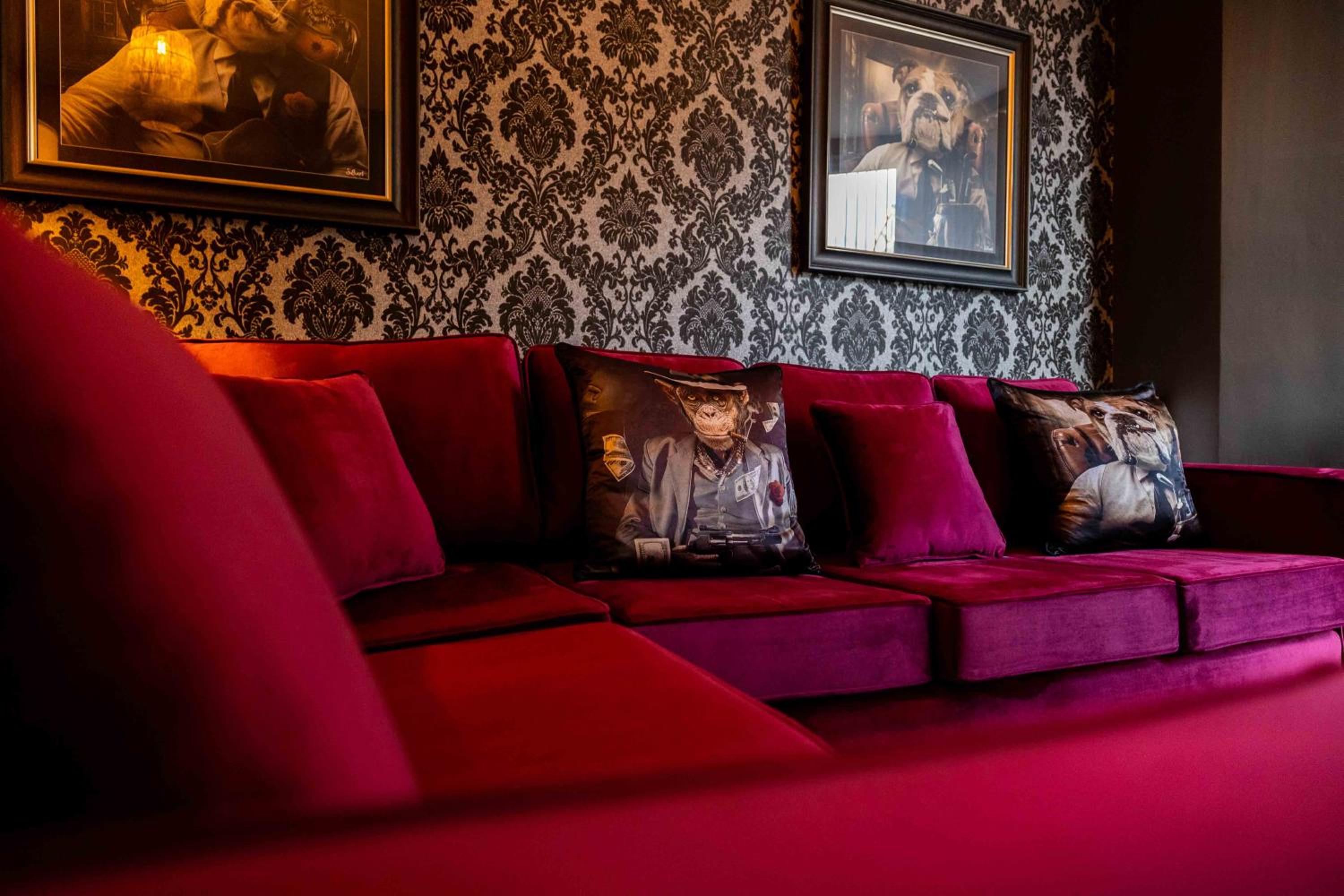 lounge