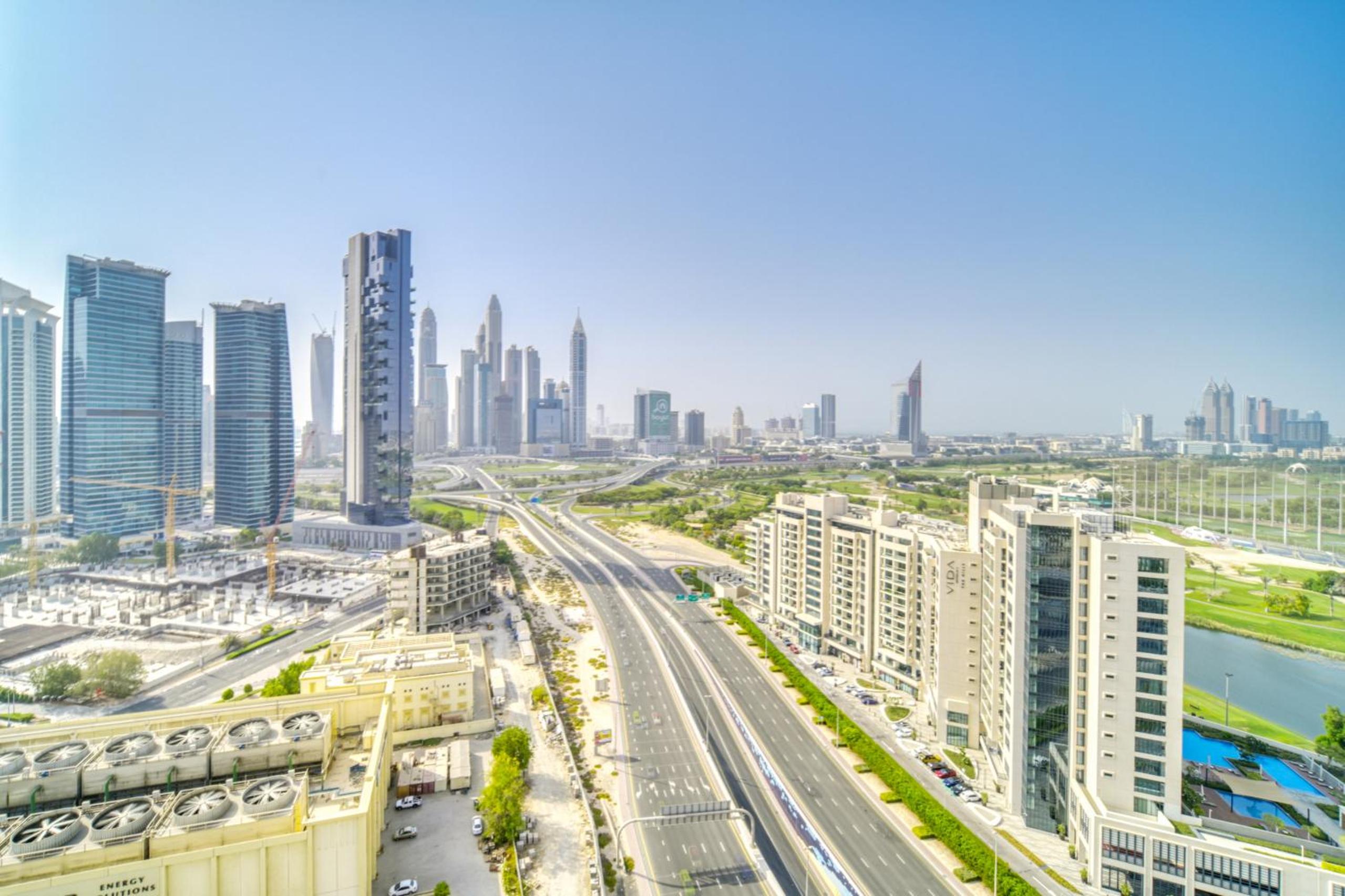 Studio with City Views, Jumeirah Lake Towers - Mint Stay
