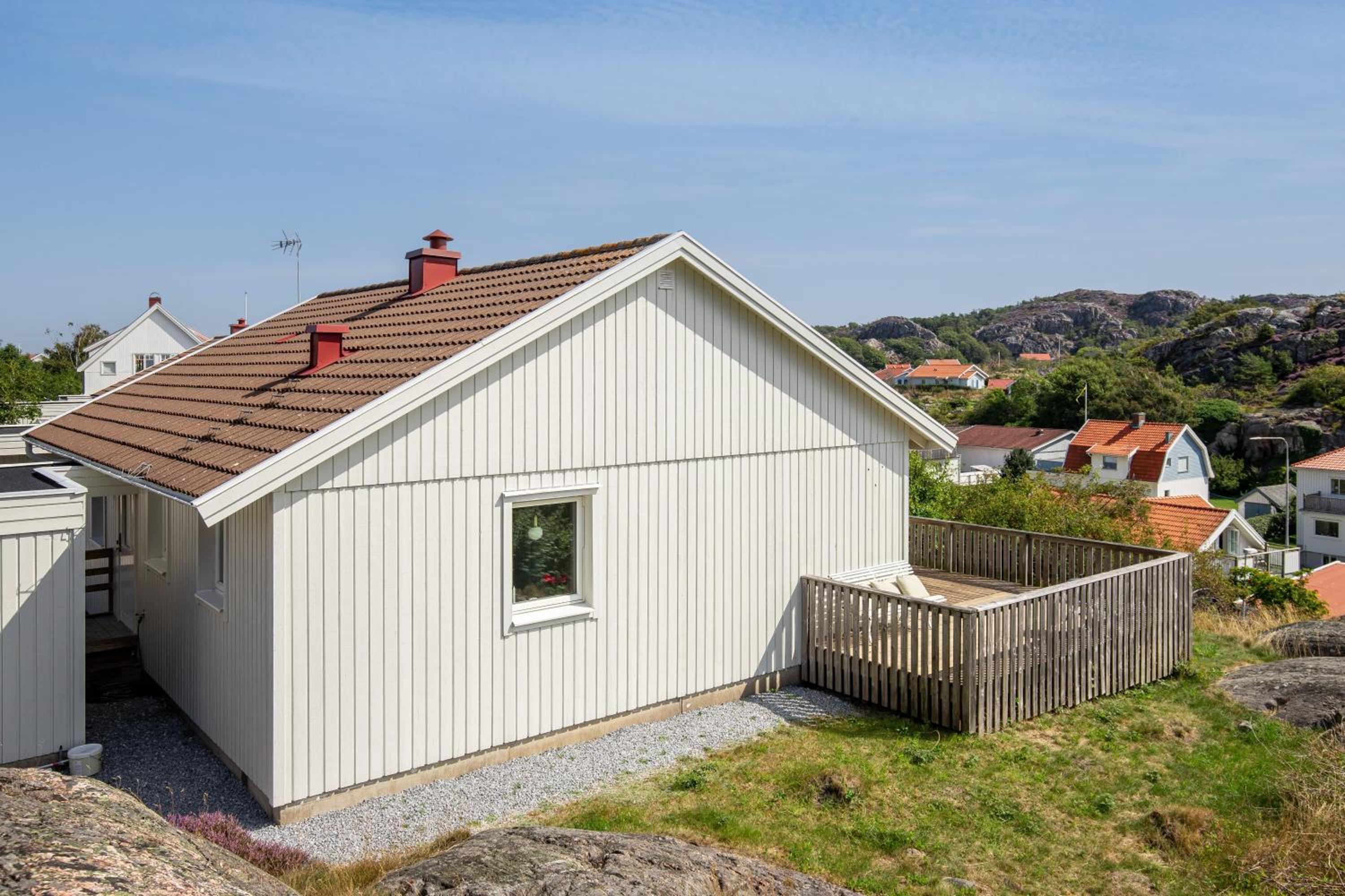 Family home near the ocean, with large patio & BBQ view 2