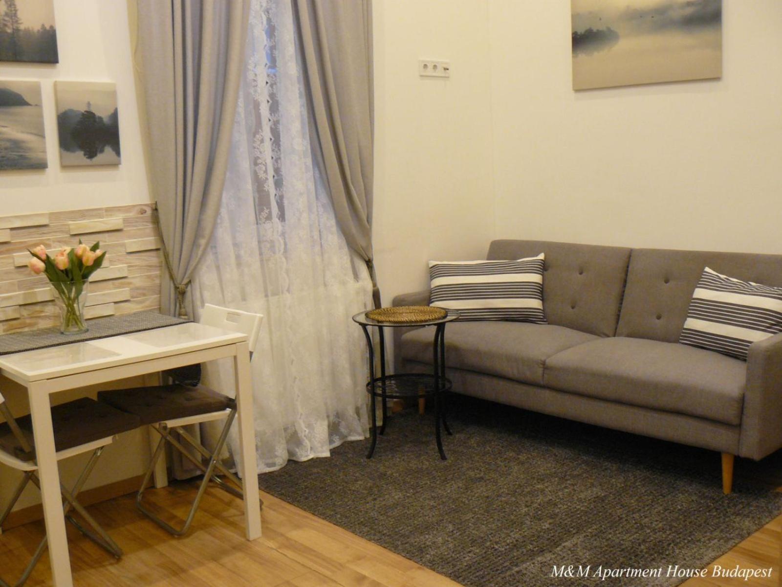 M&M Apartment Budapest House view 2