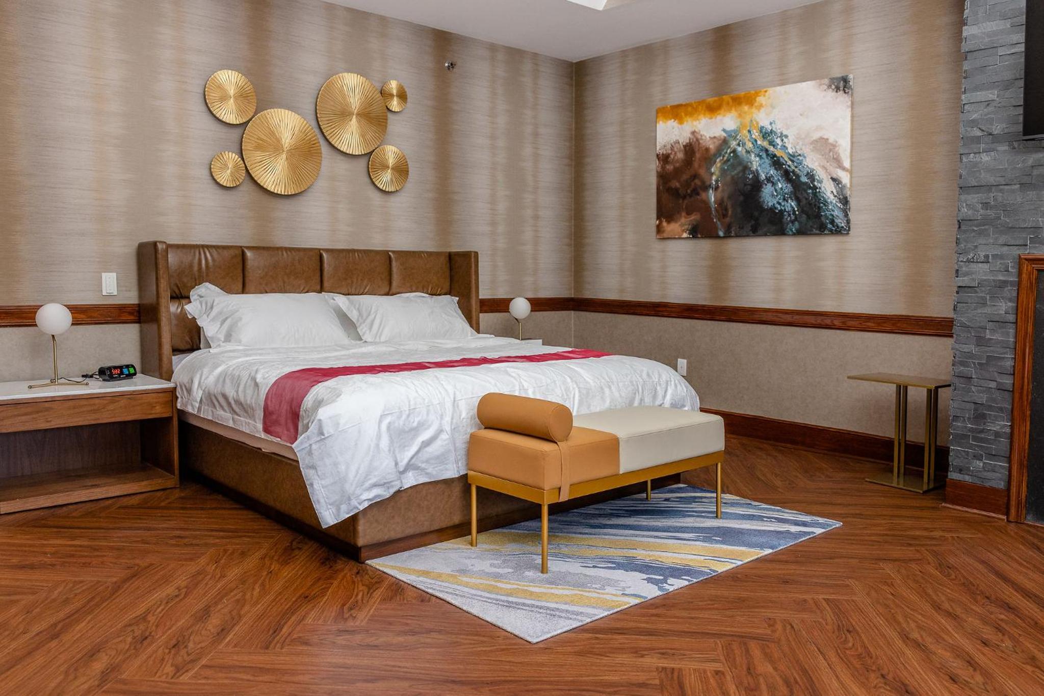 Chateau Merrimack Hotel & Spa