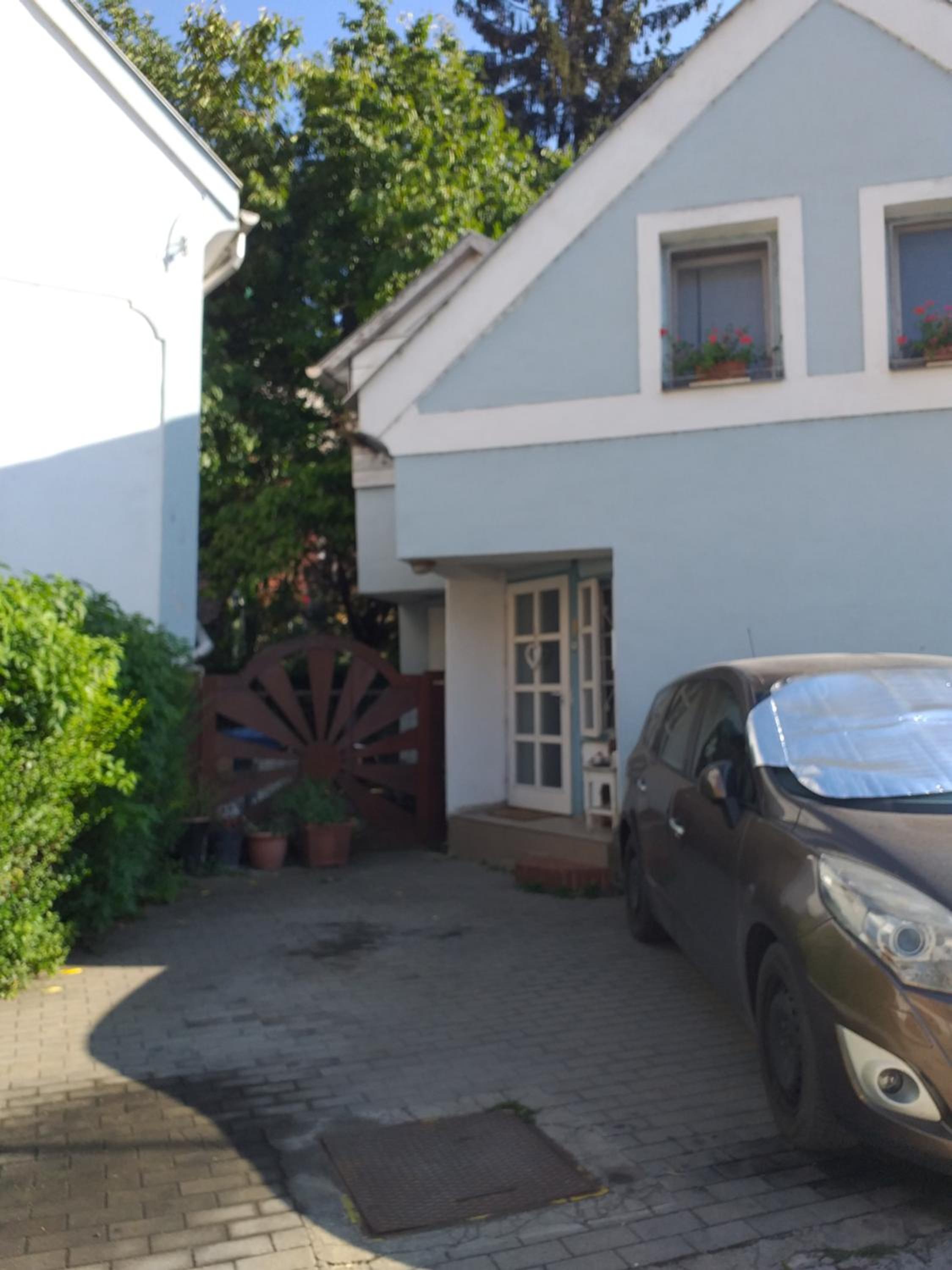 Galeria Villa view 2