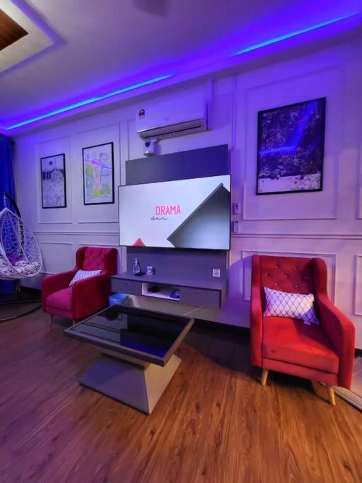 ADN LUXURY Homestay KARAOKE, POOL,NETFLIX,ASTRO,BBQ photo 6