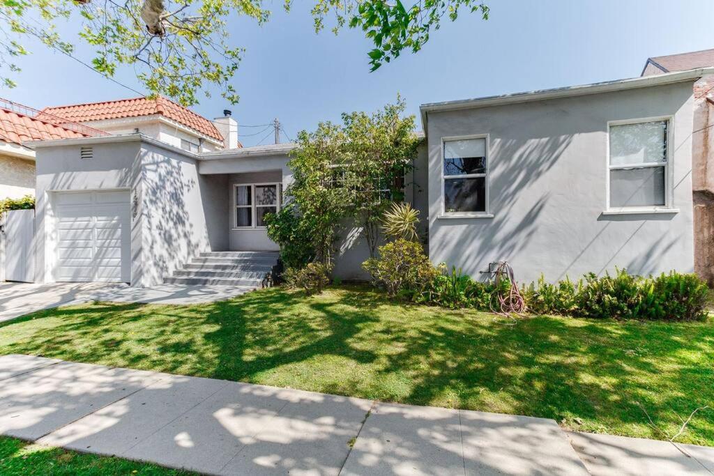 Picfair Village Modern Glam House
