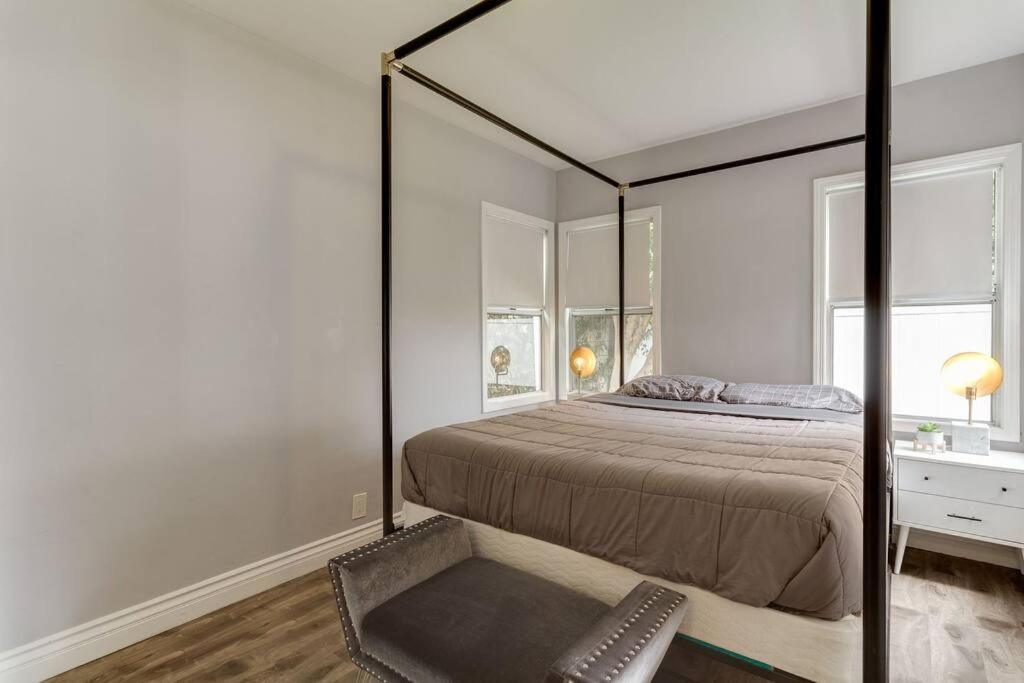 Picfair Village Modern Glam House