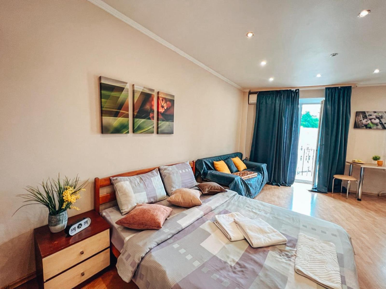 Apartment on Baseina Street view 4