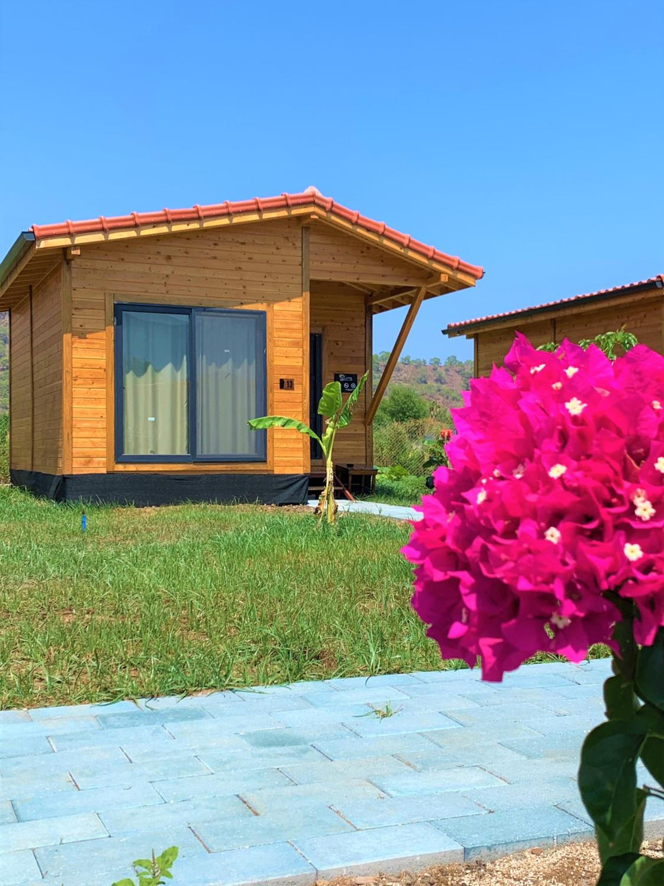 Lemon Garden Lodge