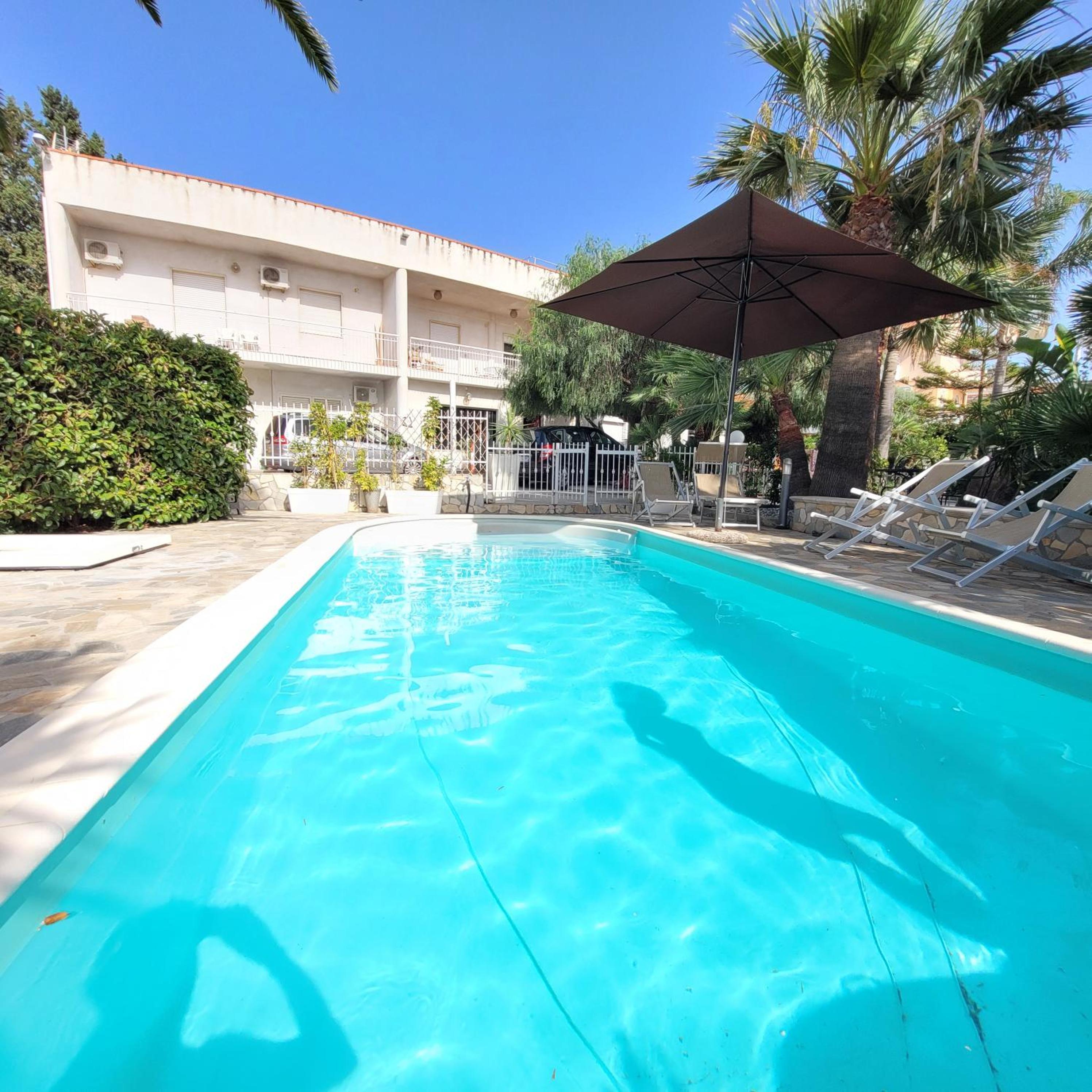 Hotel Villa Virginia - Image 1