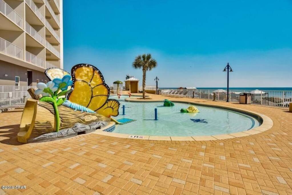Cozy & Spacious Lake Town condo accommodates 6 view 2