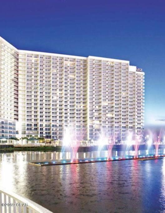 Cozy & Spacious Lake Town condo accommodates 6 view 3